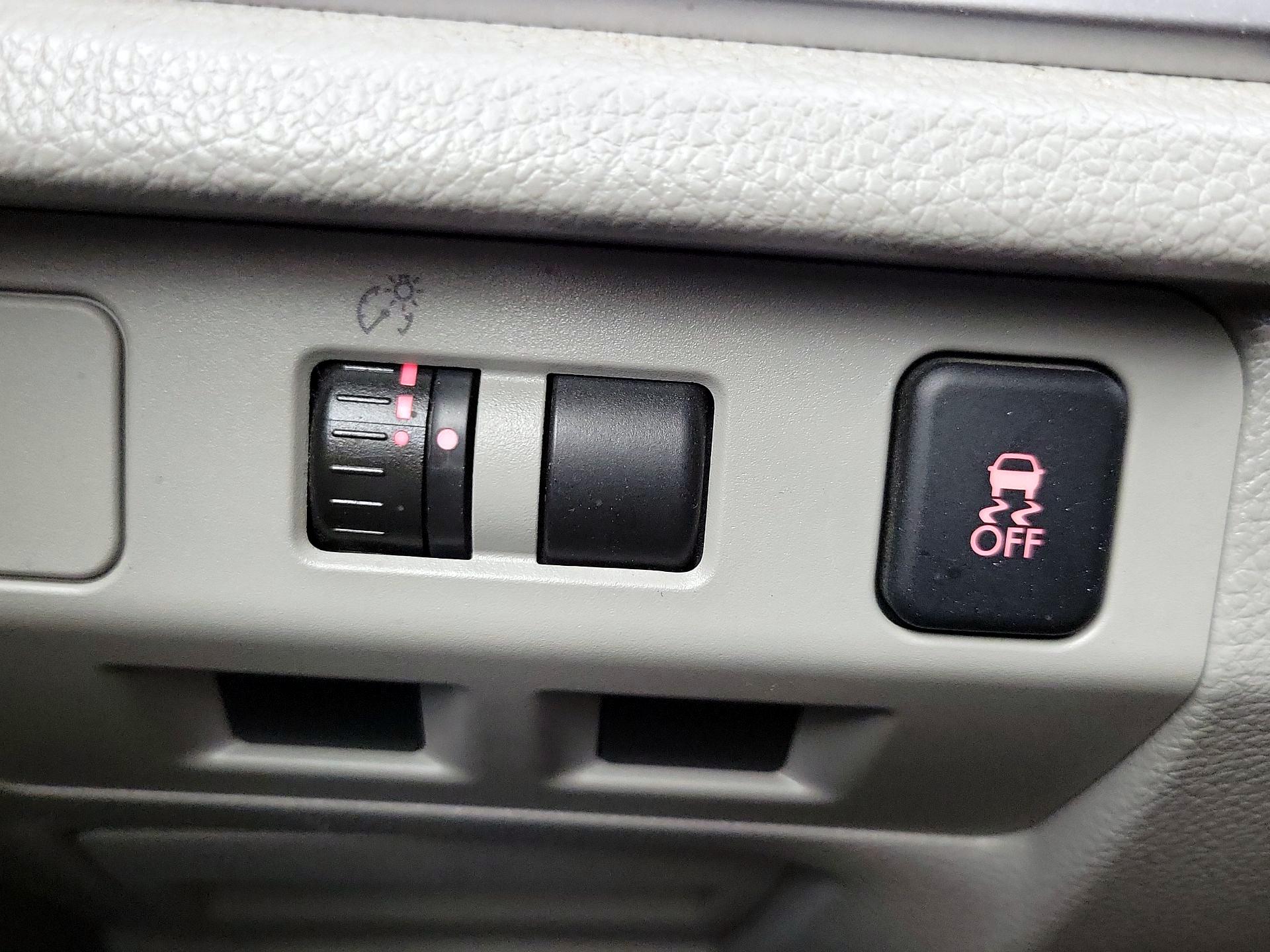 Thumbnail: 2015 Subaru Forester - 13