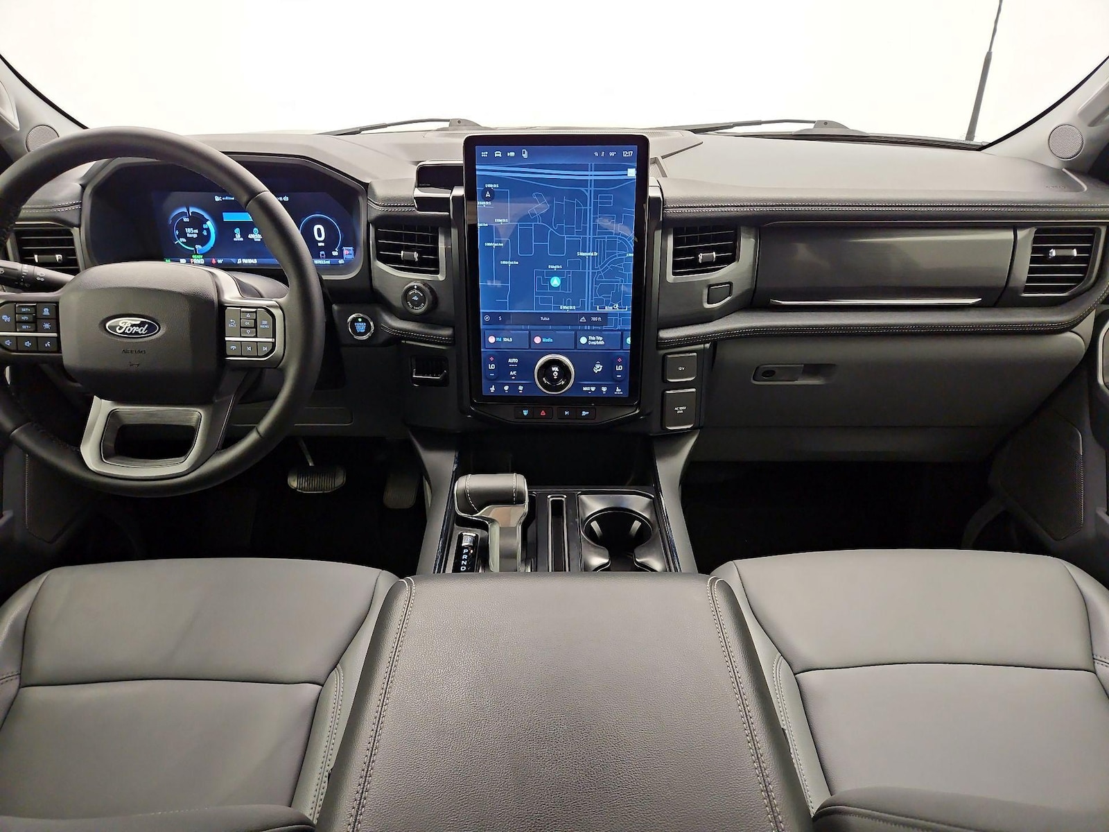 2025 Ford F-150 Lightning Flash - Photo 10