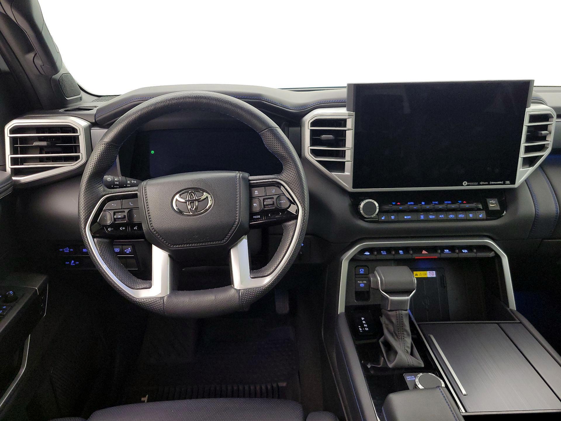 Thumbnail: 2022 Toyota Tundra - 10