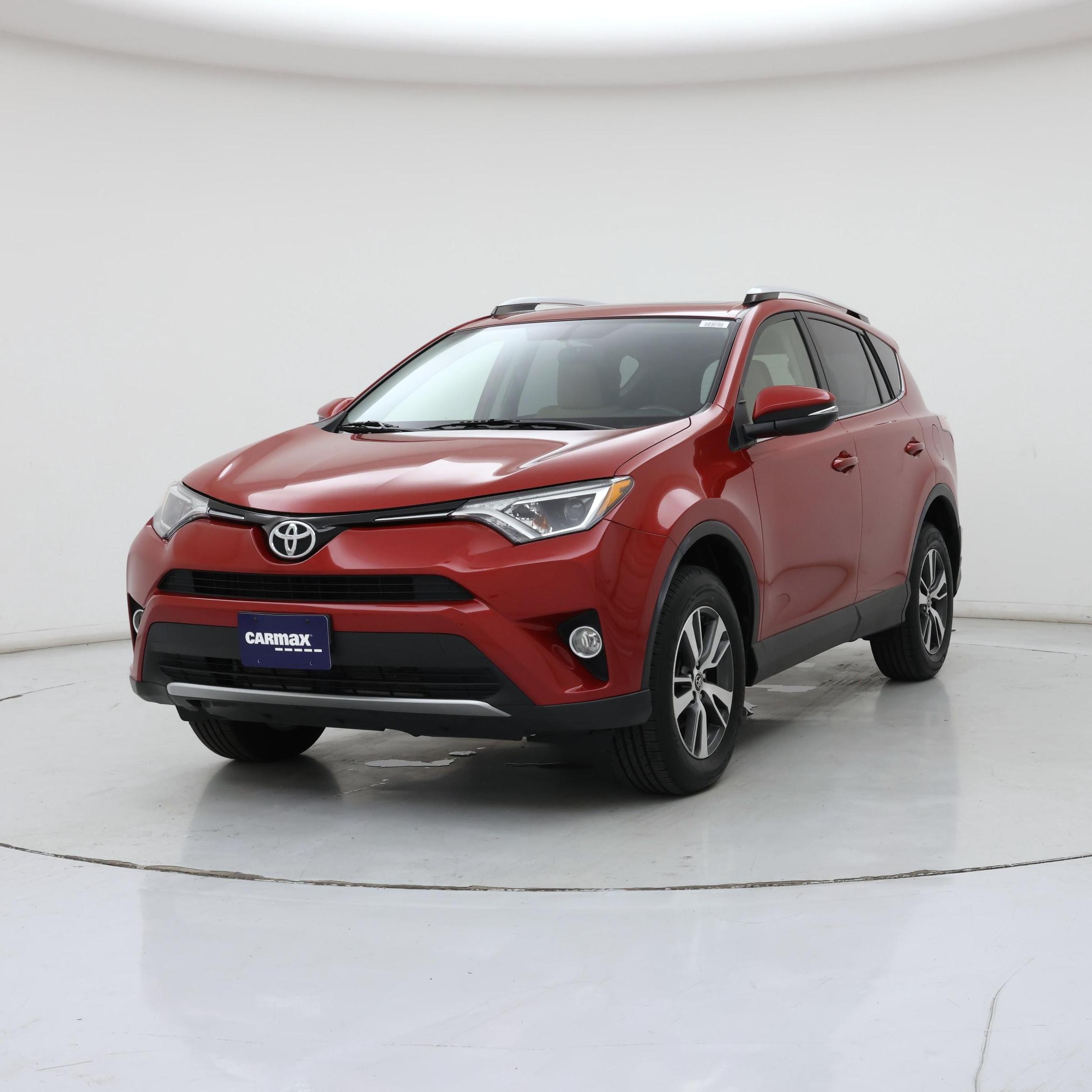 Thumbnail: 2016 Toyota RAV4 - 4