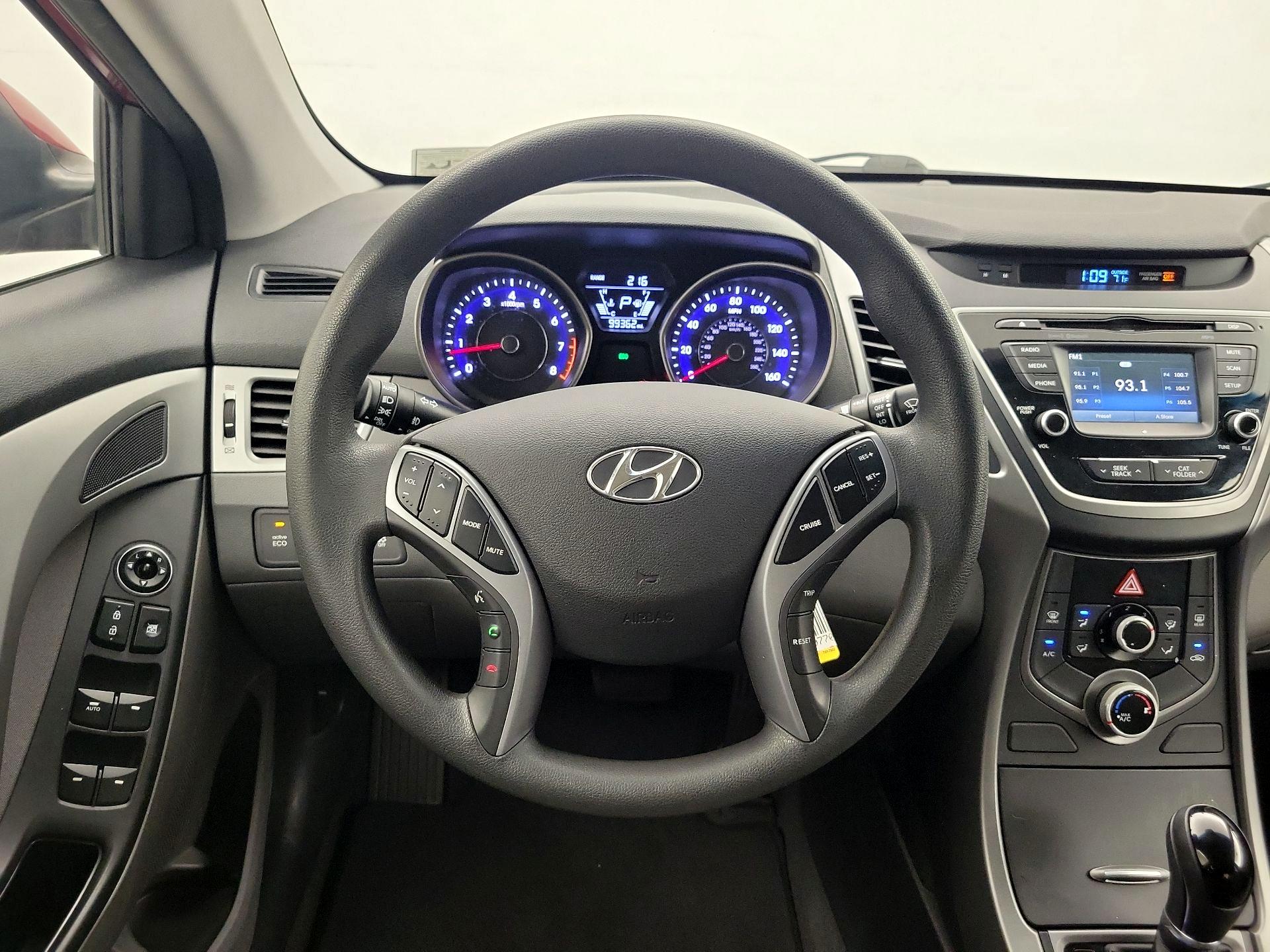 Thumbnail: 2016 Hyundai Elantra - 10
