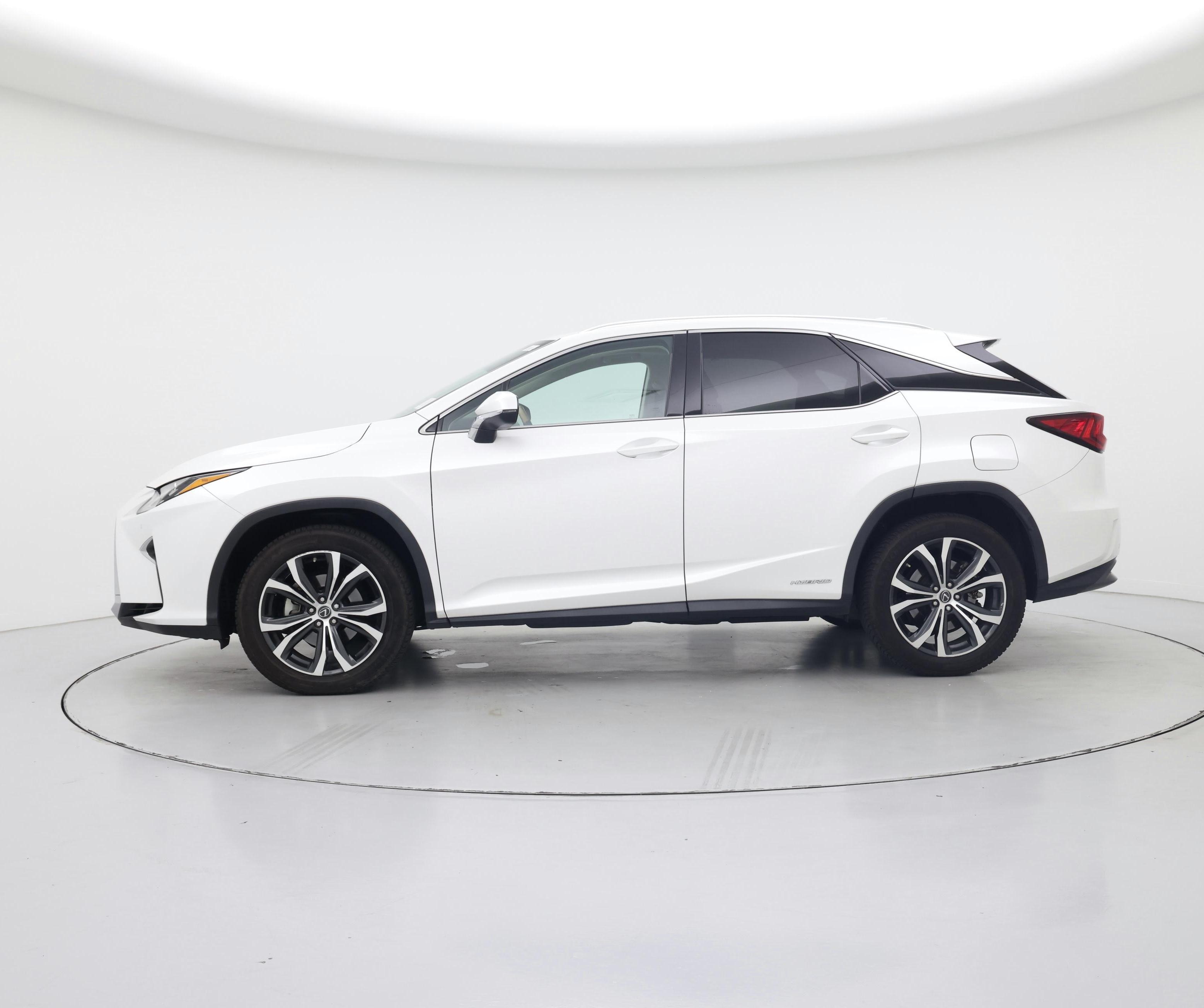 Thumbnail: 2018 Lexus RX - 3