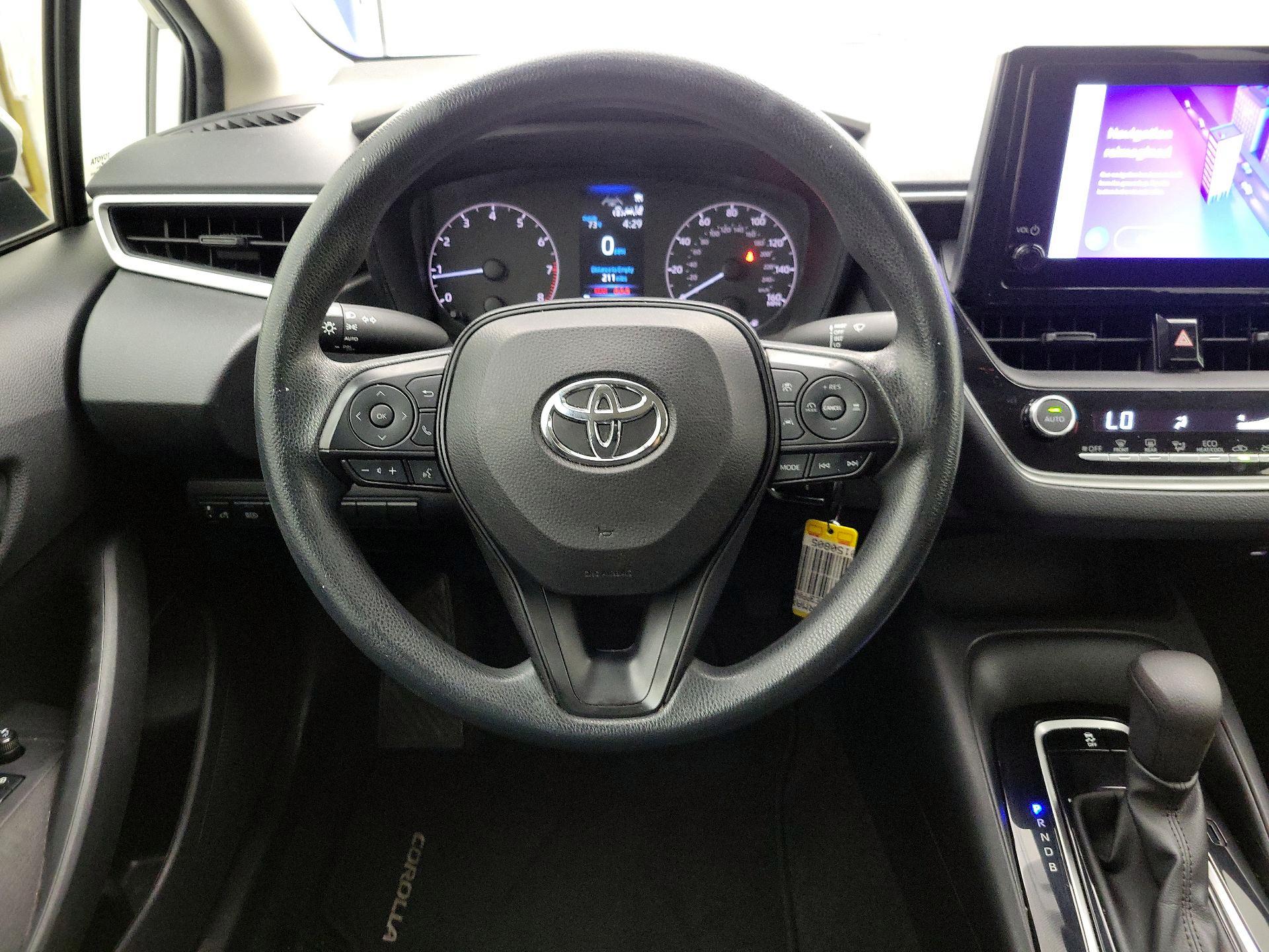 Thumbnail: 2023 Toyota Corolla - 10