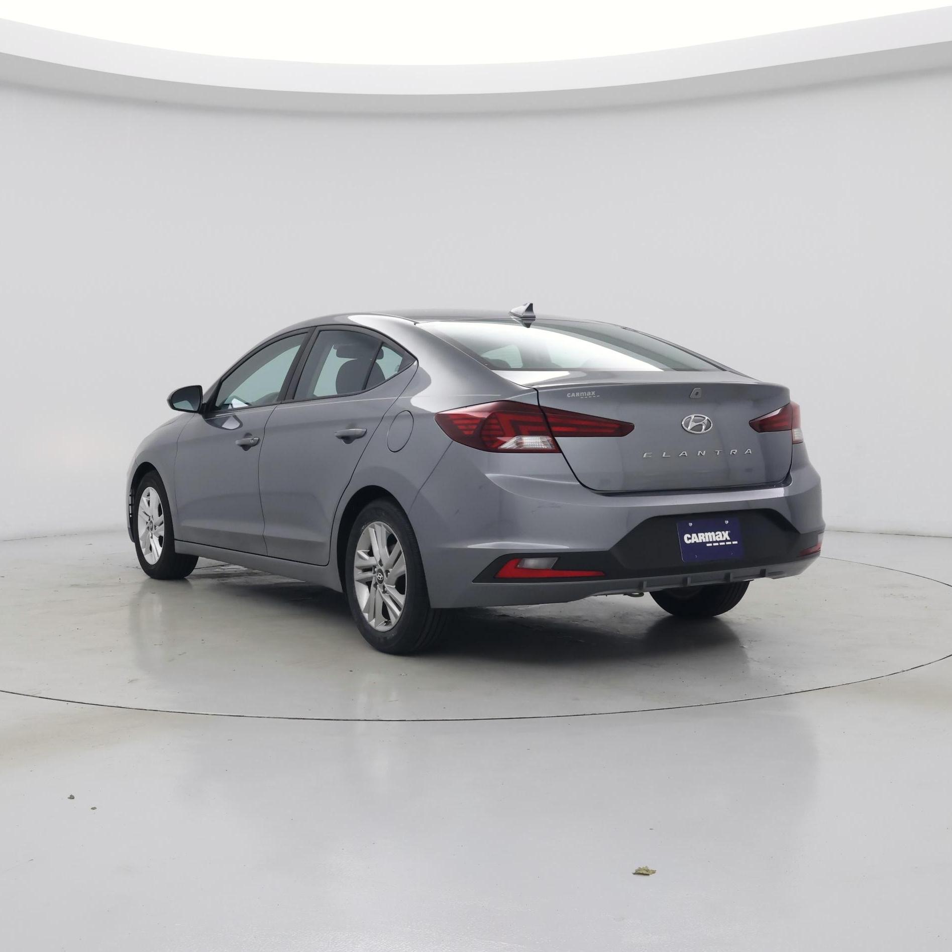 Thumbnail: 2019 Hyundai Elantra - 2