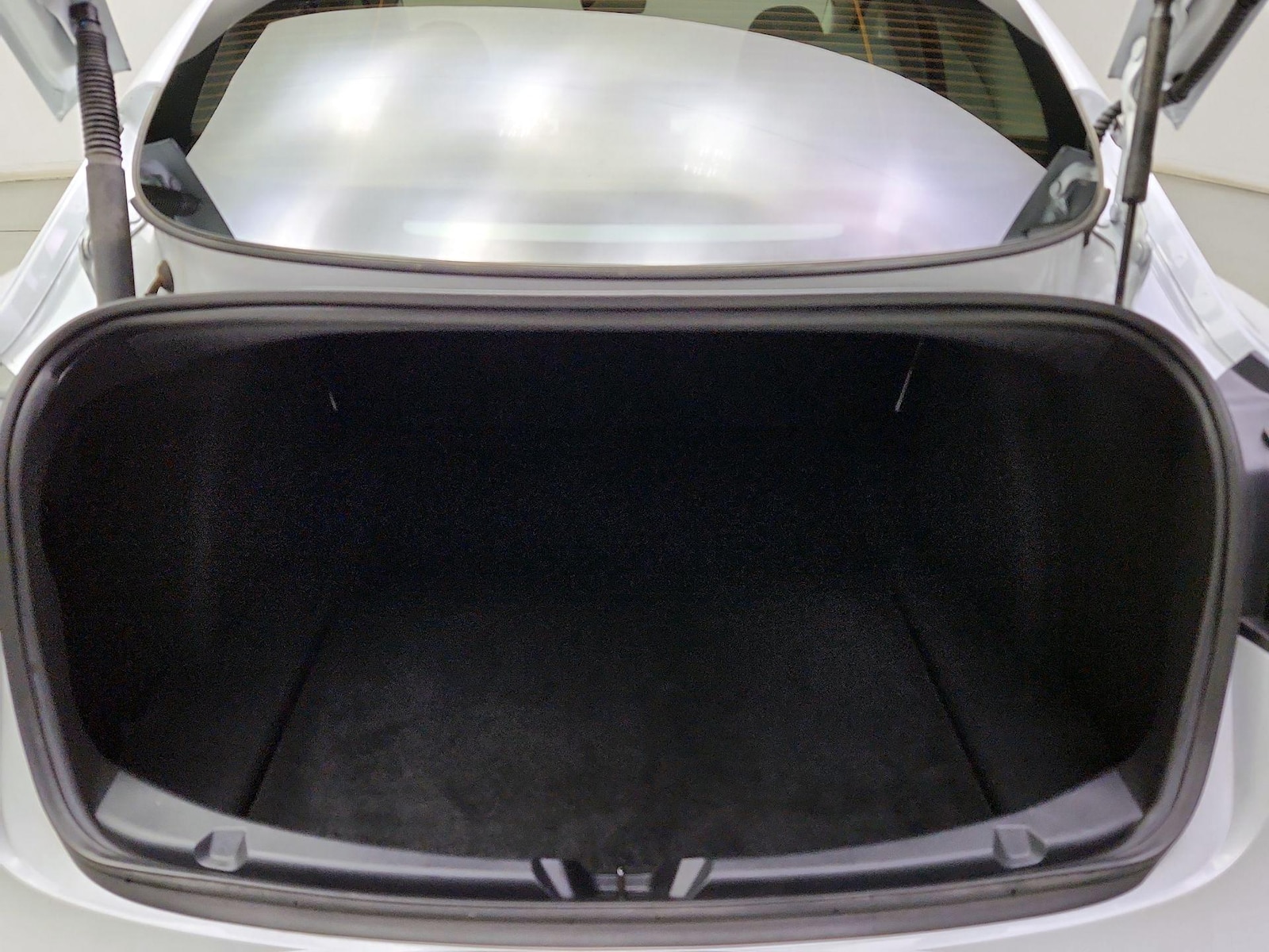 2022 Tesla Model 3 Long Range - Photo 19