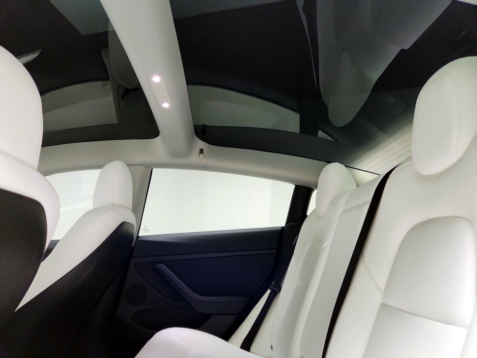 2022 Tesla Model 3 Long Range - Photo 21