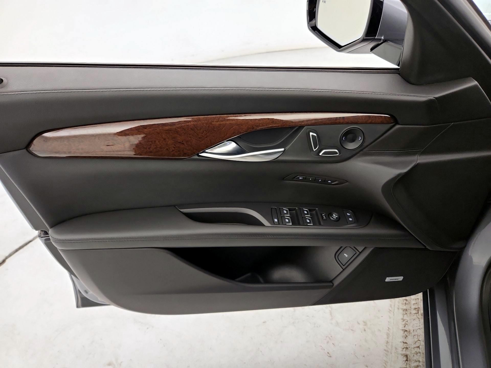 Thumbnail: 2019 Cadillac CT6 - 12