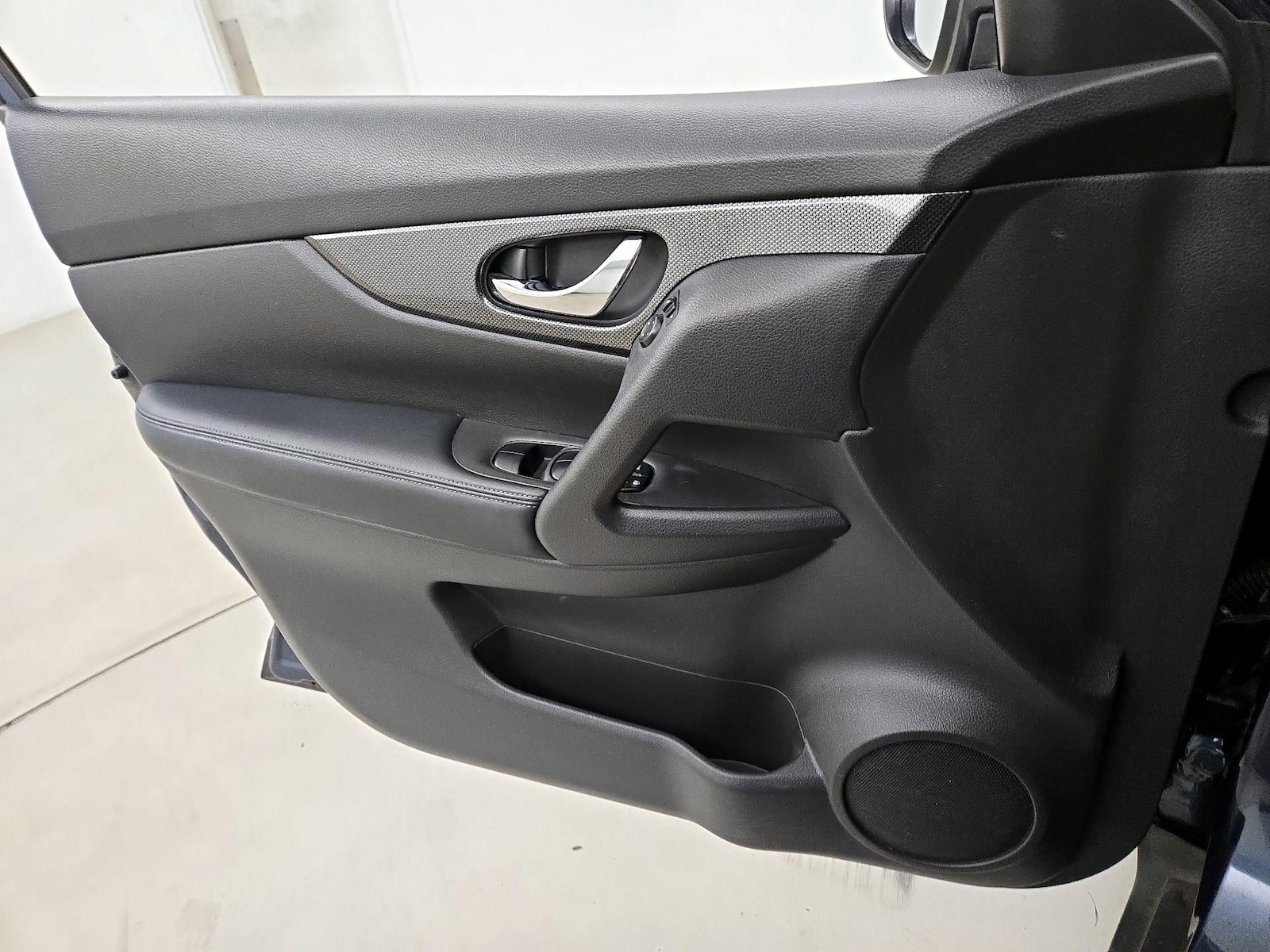 2016 Nissan Rogue SL - Photo 13
