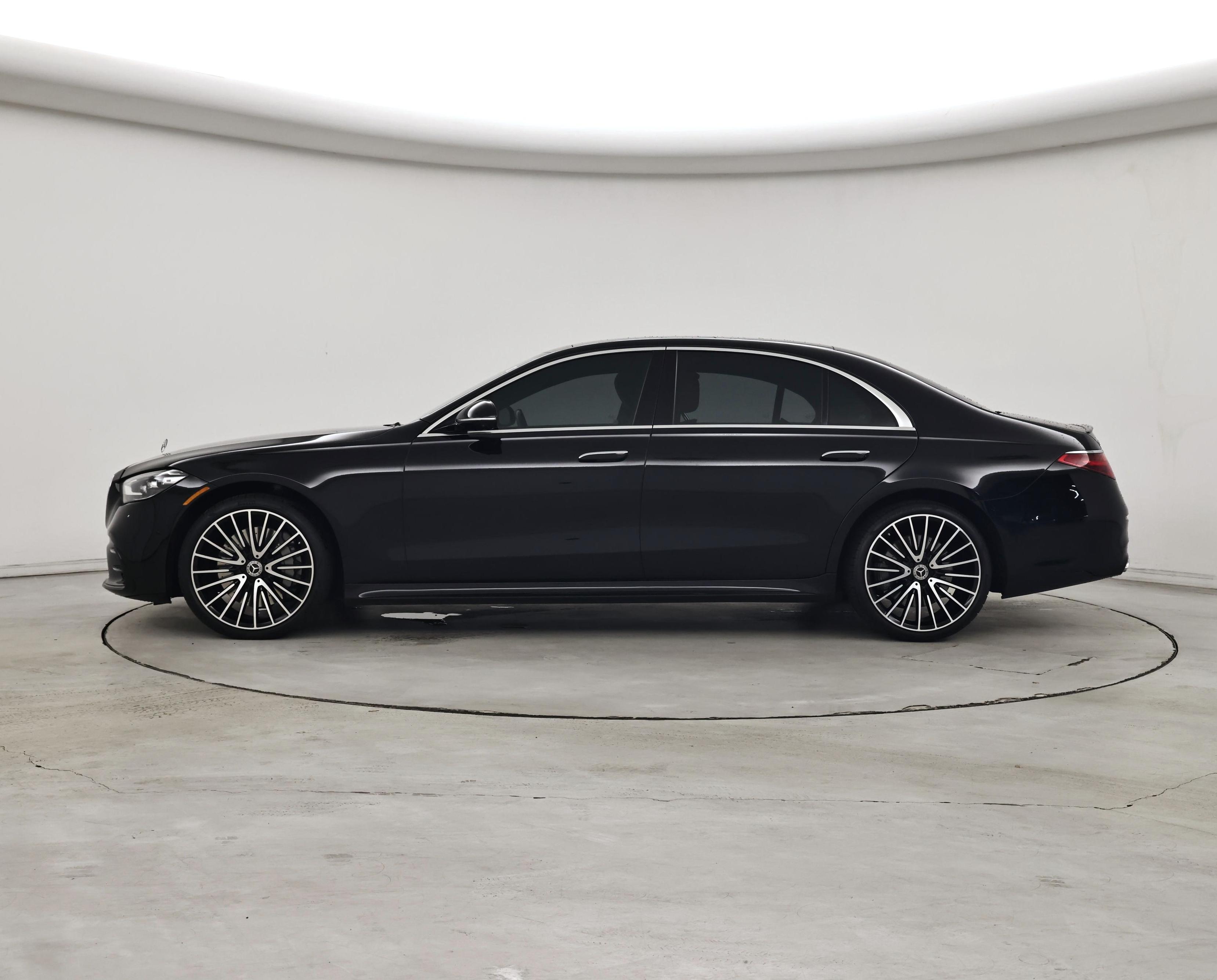 Thumbnail: 2021 Mercedes-Benz S-Class - 3