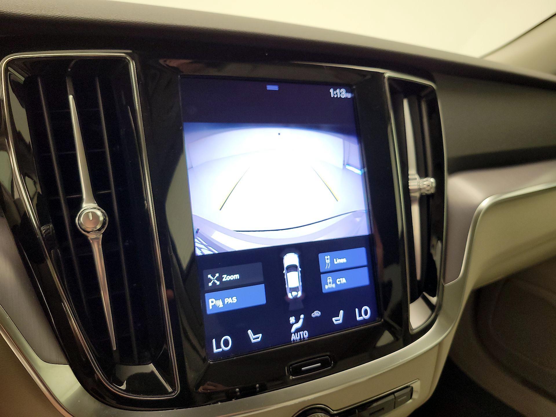 Thumbnail: 2020 Volvo S60 - 15