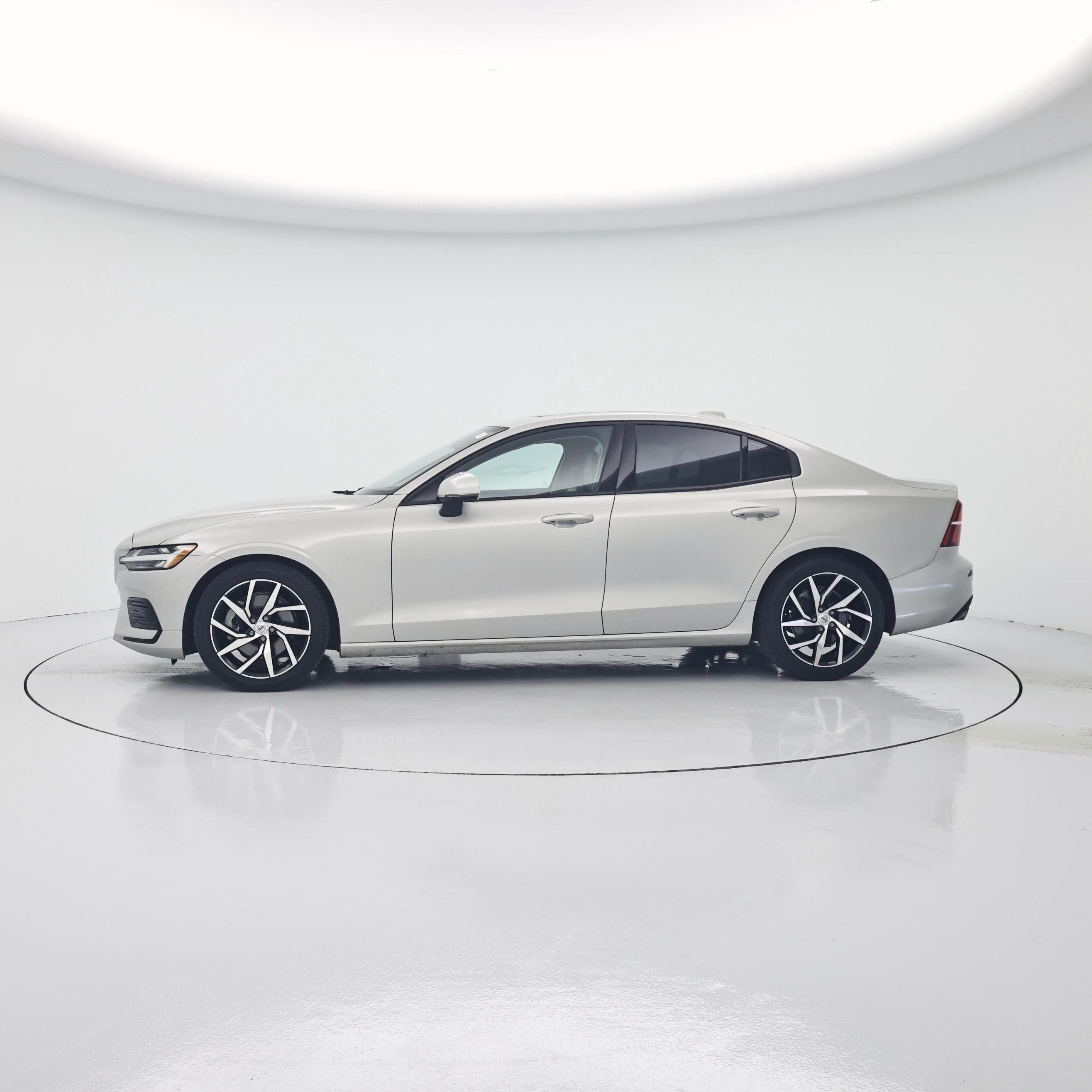 Thumbnail: 2020 Volvo S60 - 3