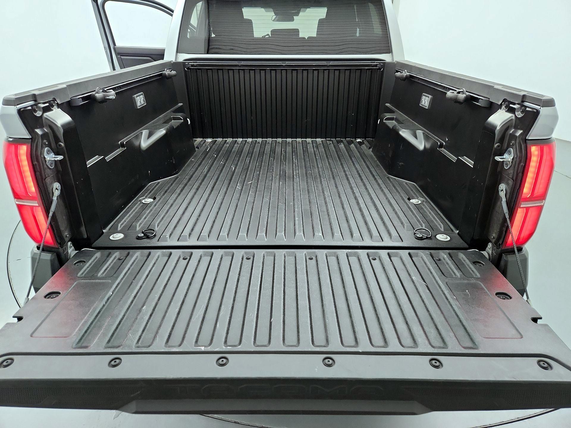 Thumbnail: 2025 Toyota Tacoma - 20