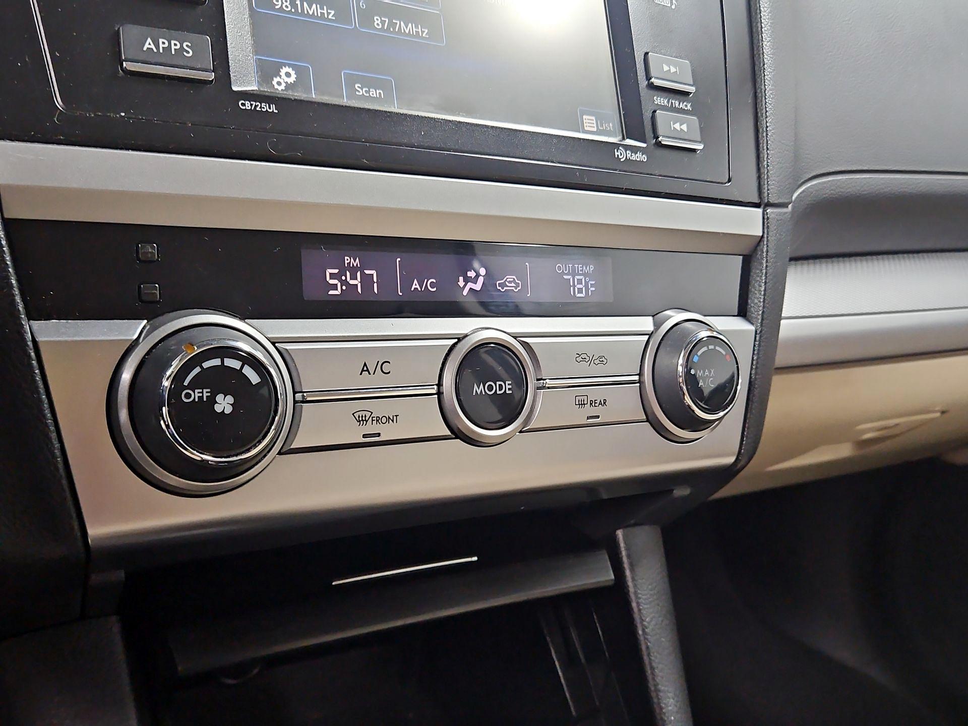 Thumbnail: 2016 Subaru Outback - 16