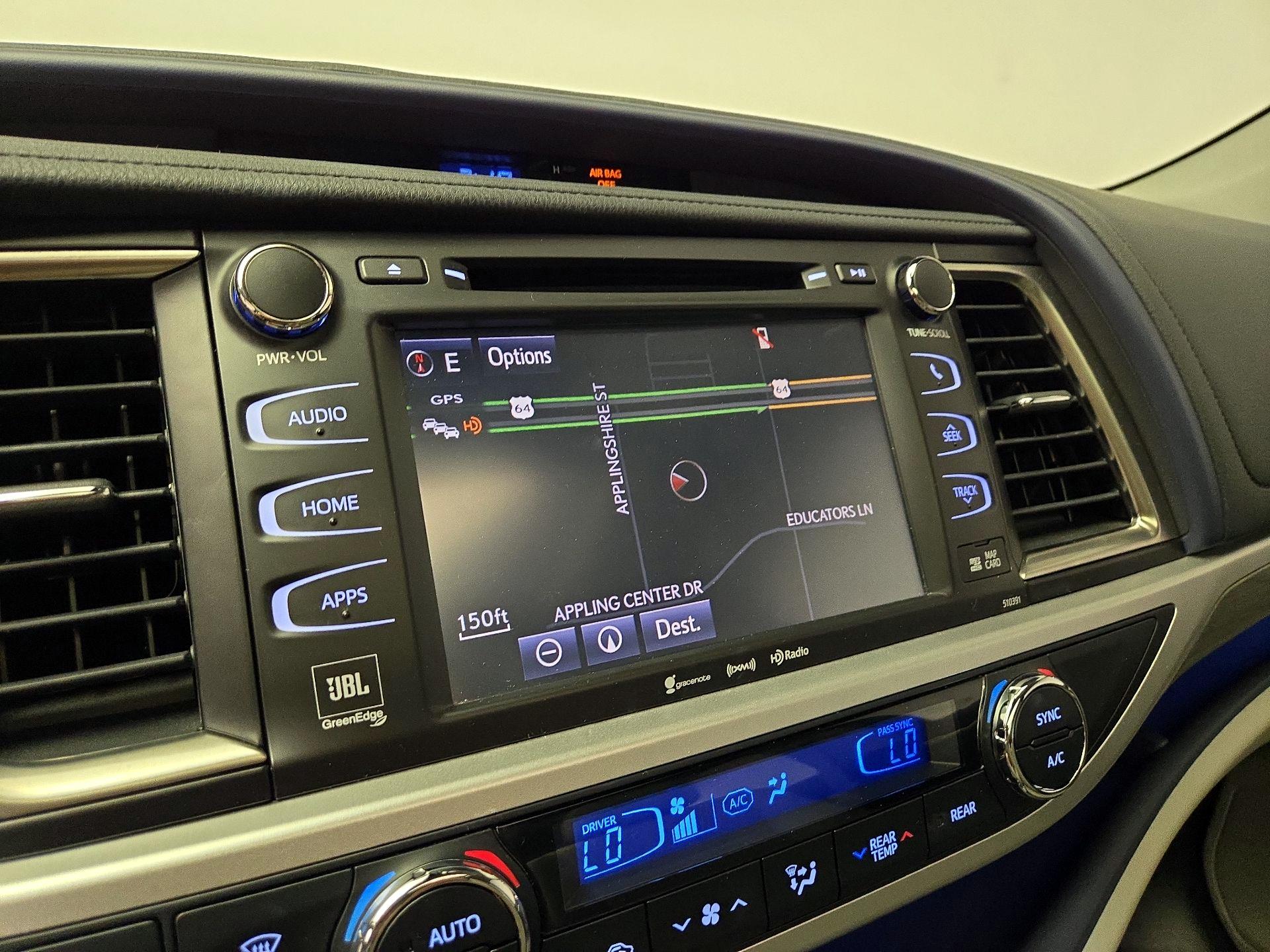 Thumbnail: 2019 Toyota Highlander - 14