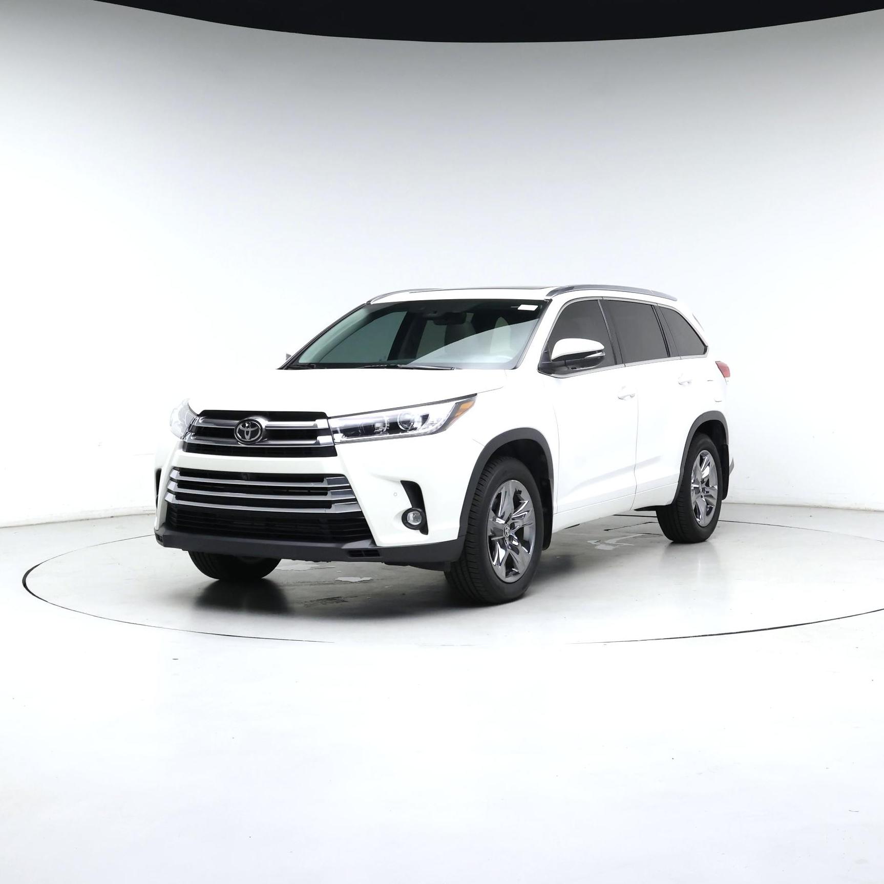 Thumbnail: 2019 Toyota Highlander - 4