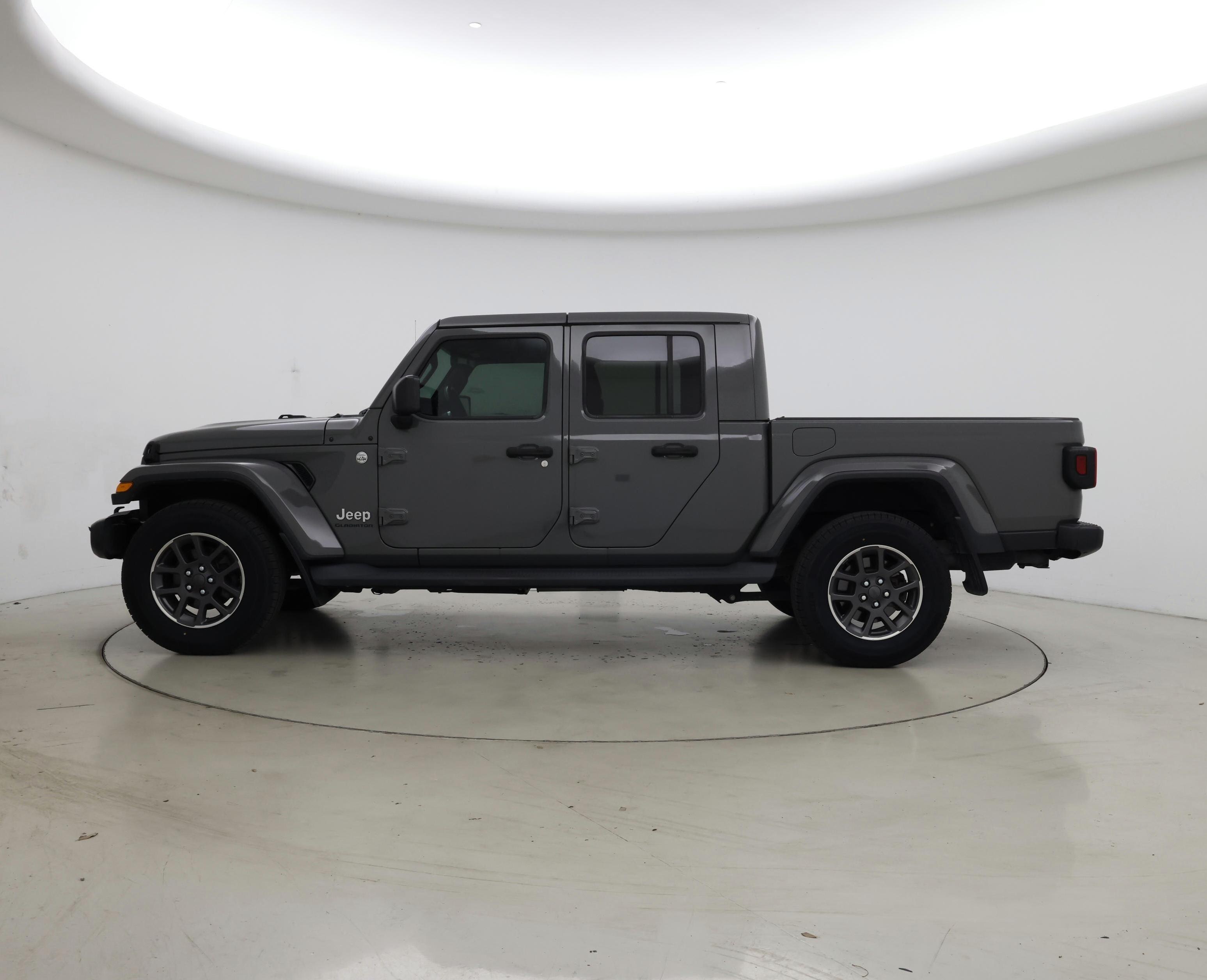 Thumbnail: 2021 Jeep Gladiator - 3
