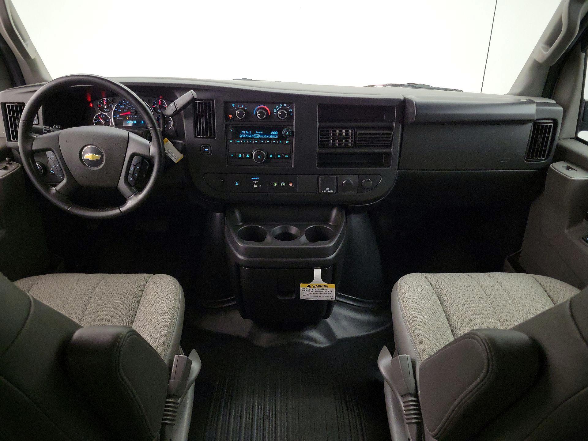 Thumbnail: 2022 Chevrolet Express - 9