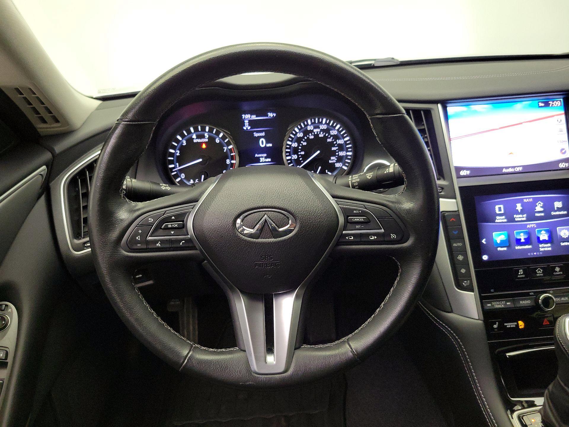 Thumbnail: 2019 INFINITI Q50 - 10
