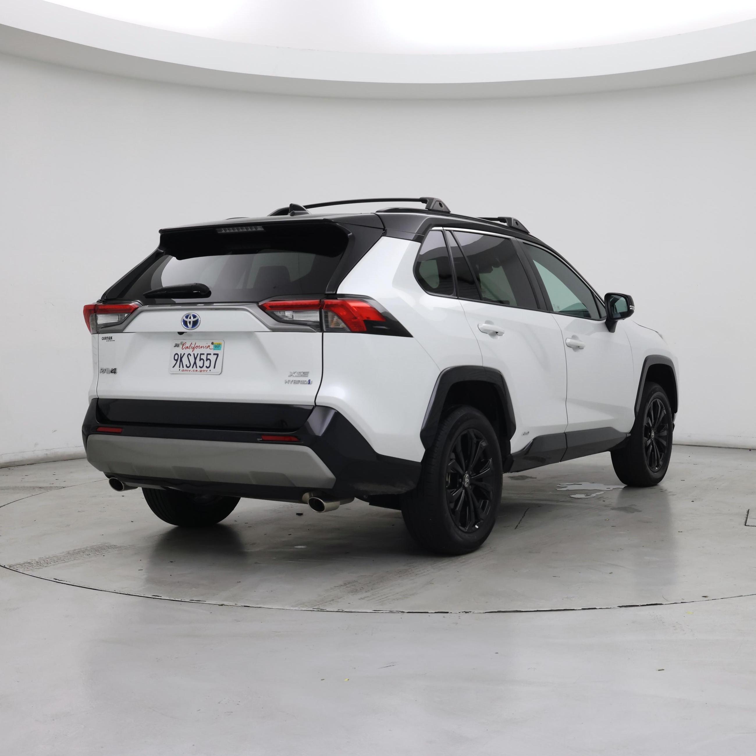 Thumbnail: 2024 Toyota RAV4 - 8