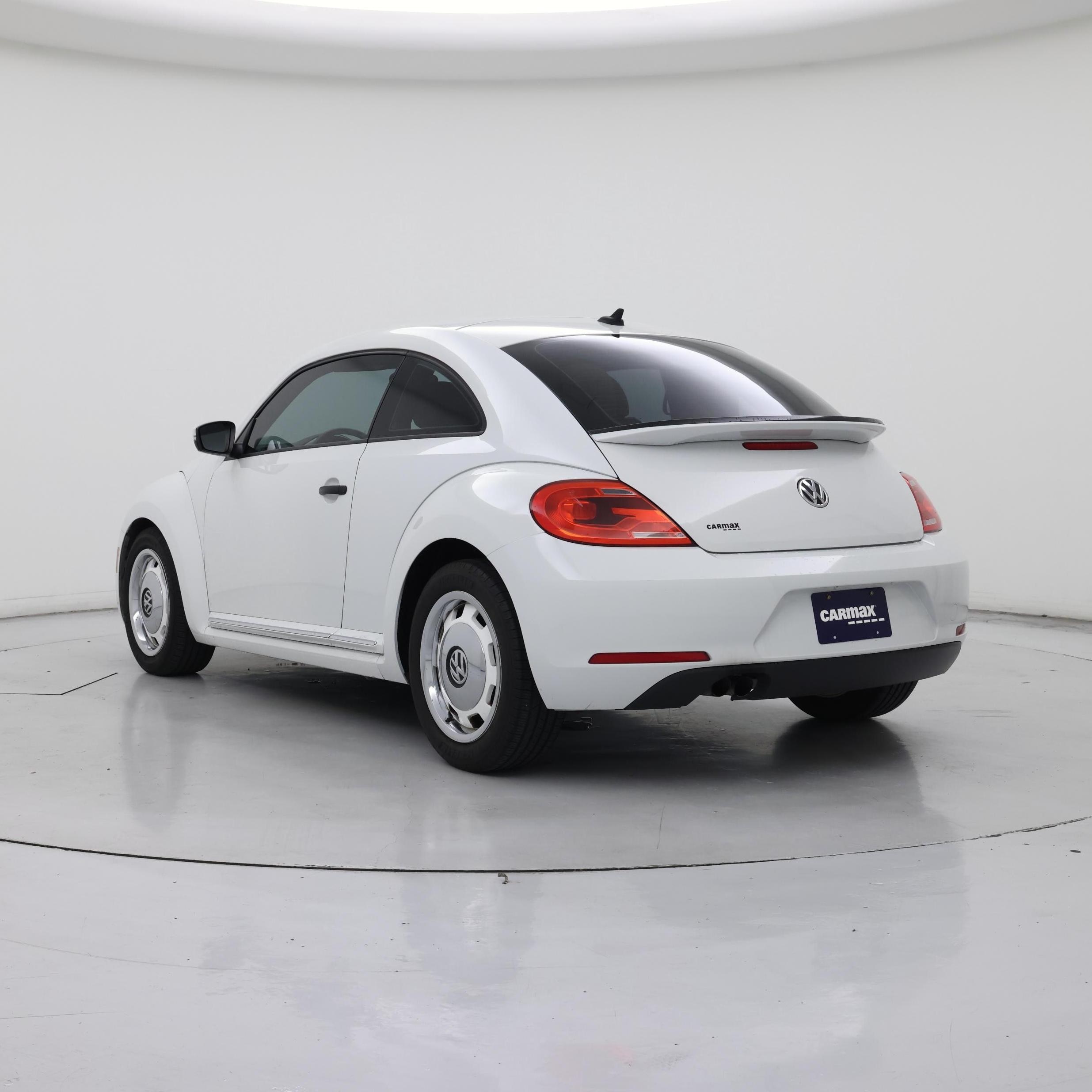 Thumbnail: 2016 Volkswagen Beetle - 2