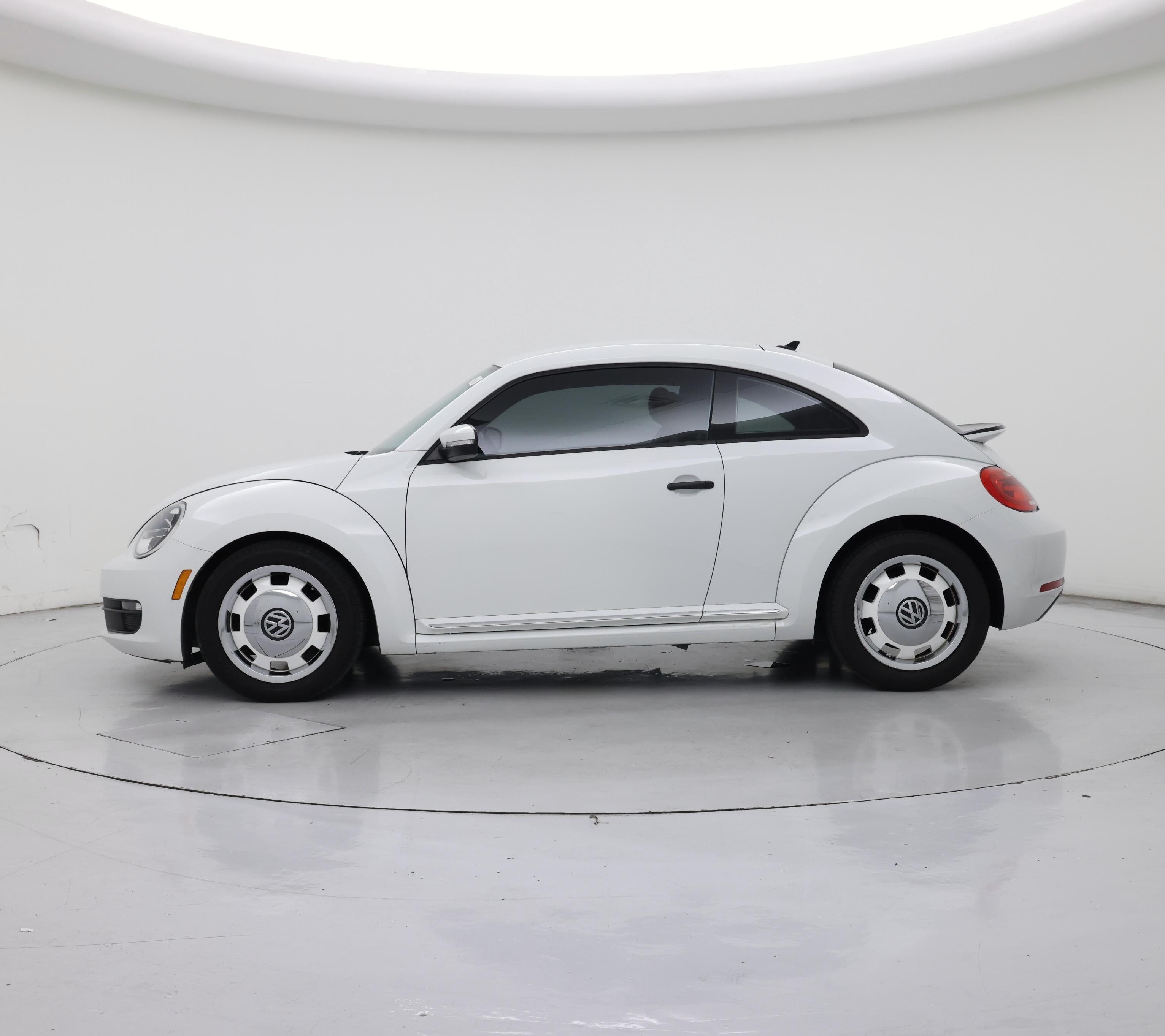Thumbnail: 2016 Volkswagen Beetle - 3