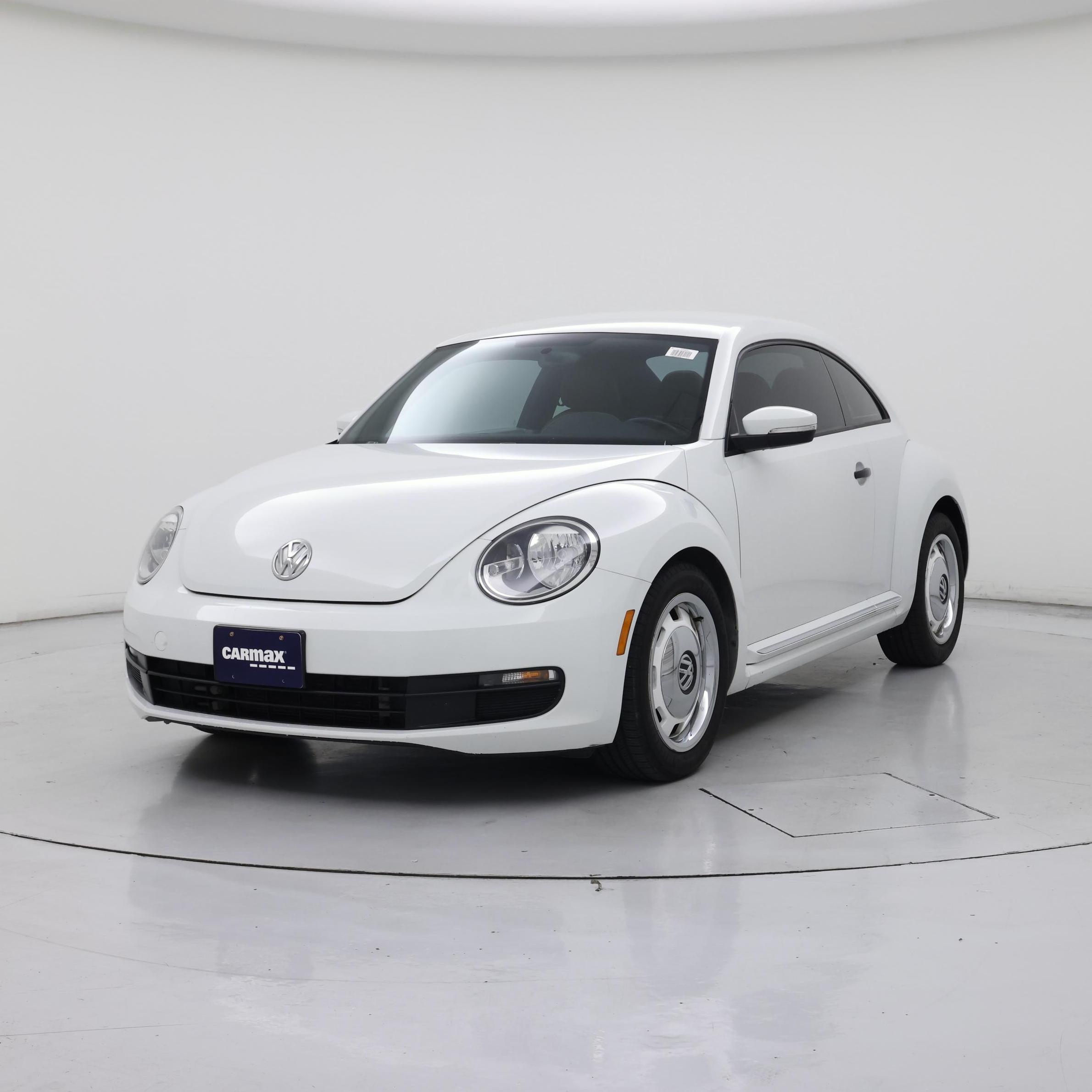 Thumbnail: 2016 Volkswagen Beetle - 4