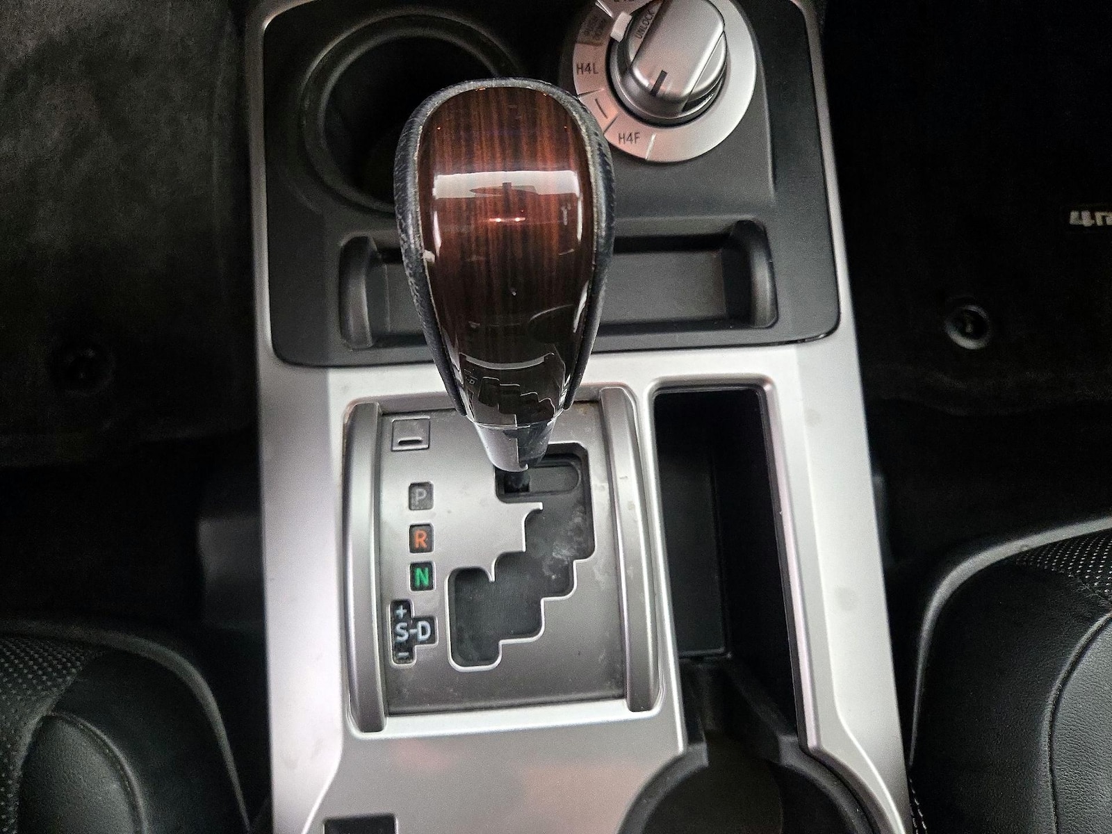 2016 Toyota 4Runner Limited - Photo 19