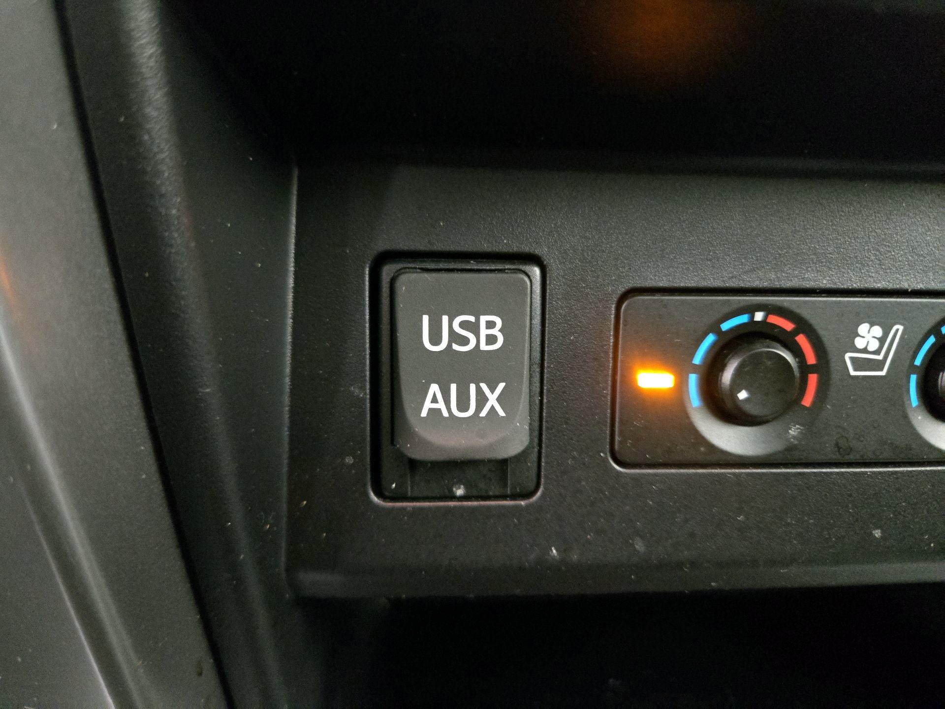 Thumbnail: 2016 Toyota 4Runner - 19