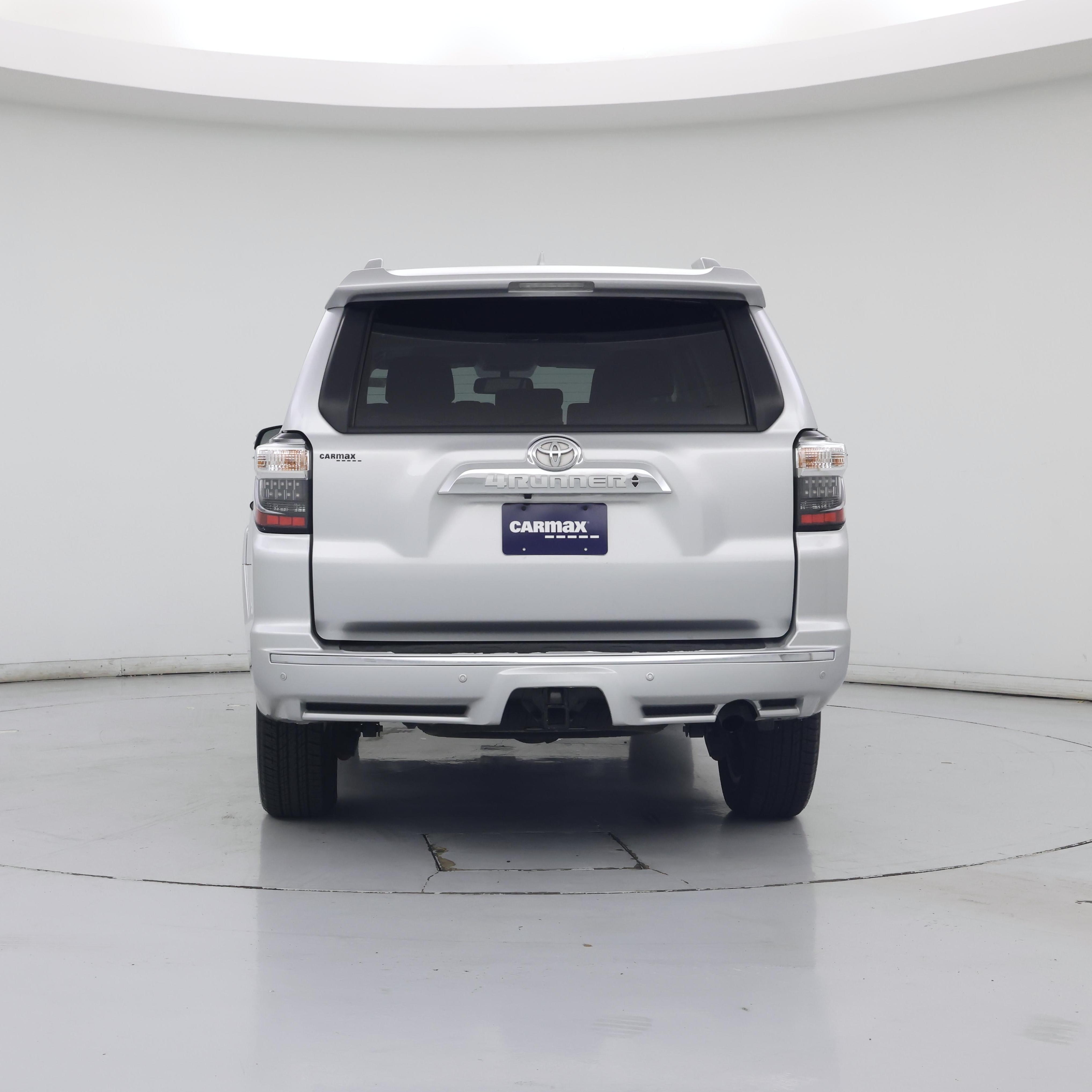 Thumbnail: 2016 Toyota 4Runner - 6