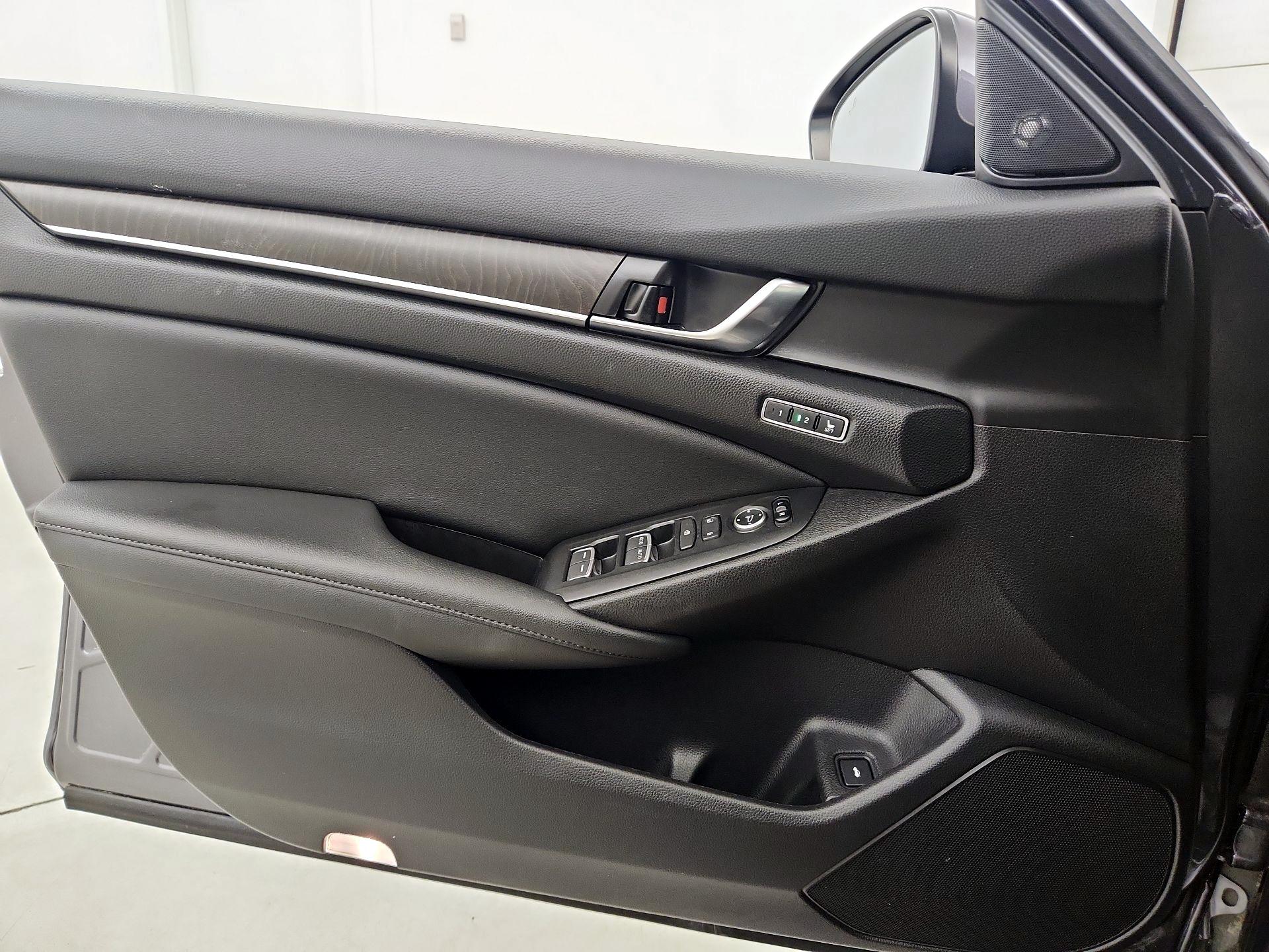 Thumbnail: 2021 Honda Accord - 12