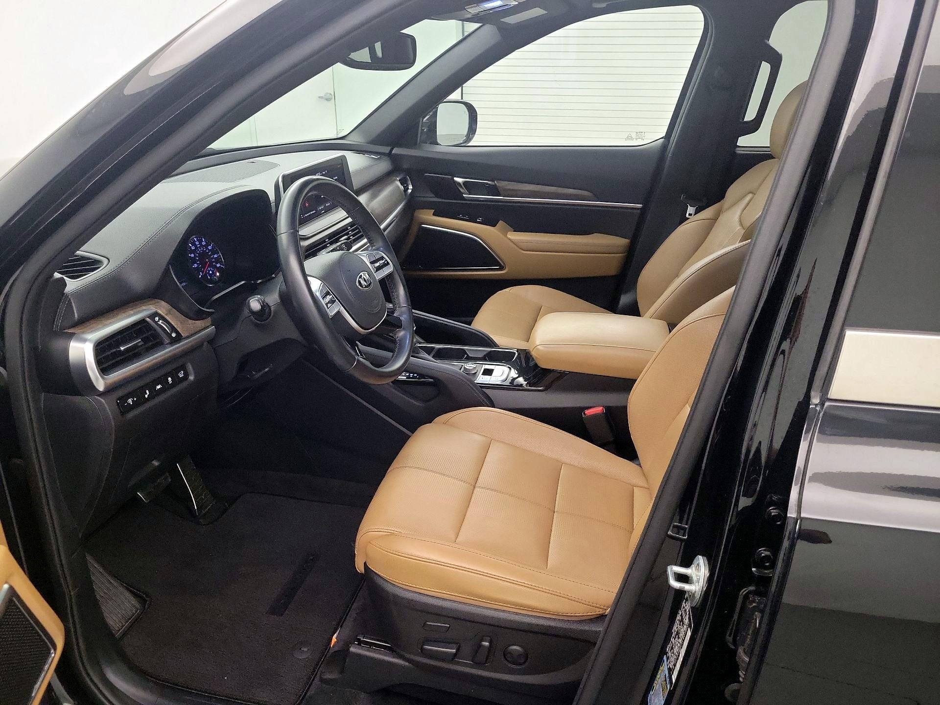 Thumbnail: 2020 Kia Telluride - 11