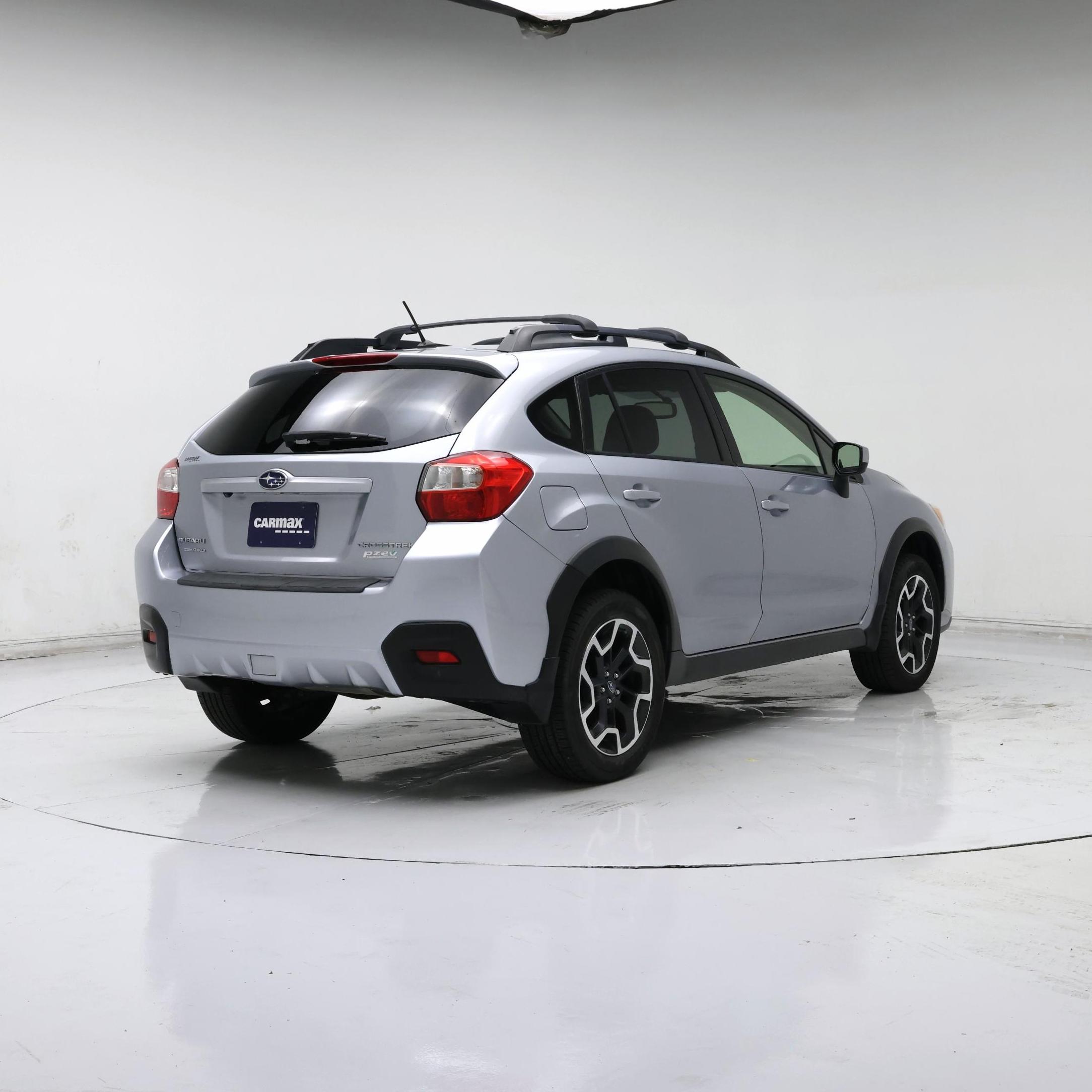 Thumbnail: 2016 Subaru XV Crosstrek - 8