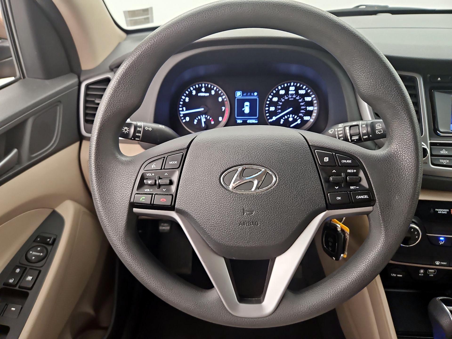 Thumbnail: 2017 Hyundai Tucson - 10