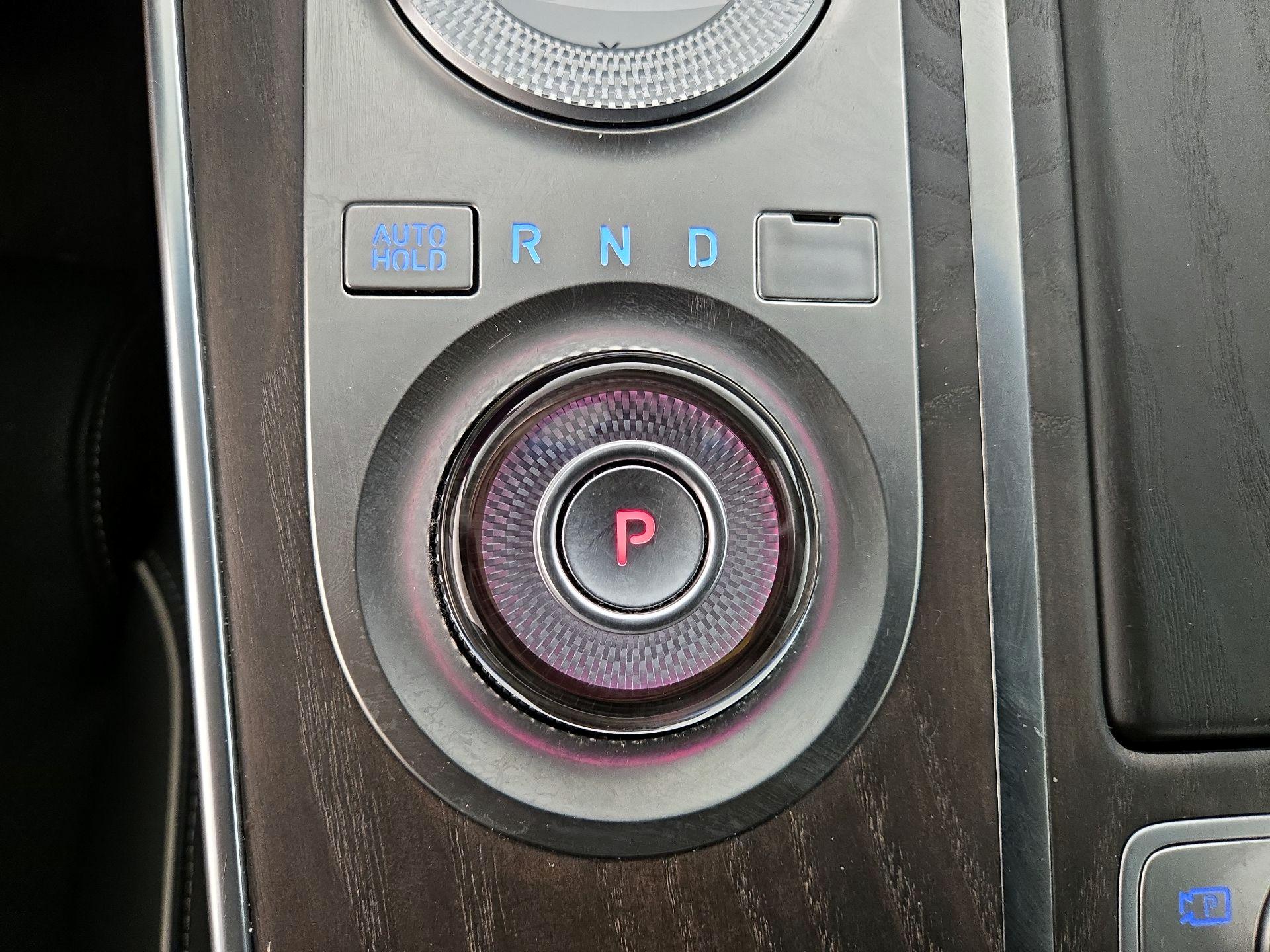 Thumbnail: 2021 Genesis GV80 - 18