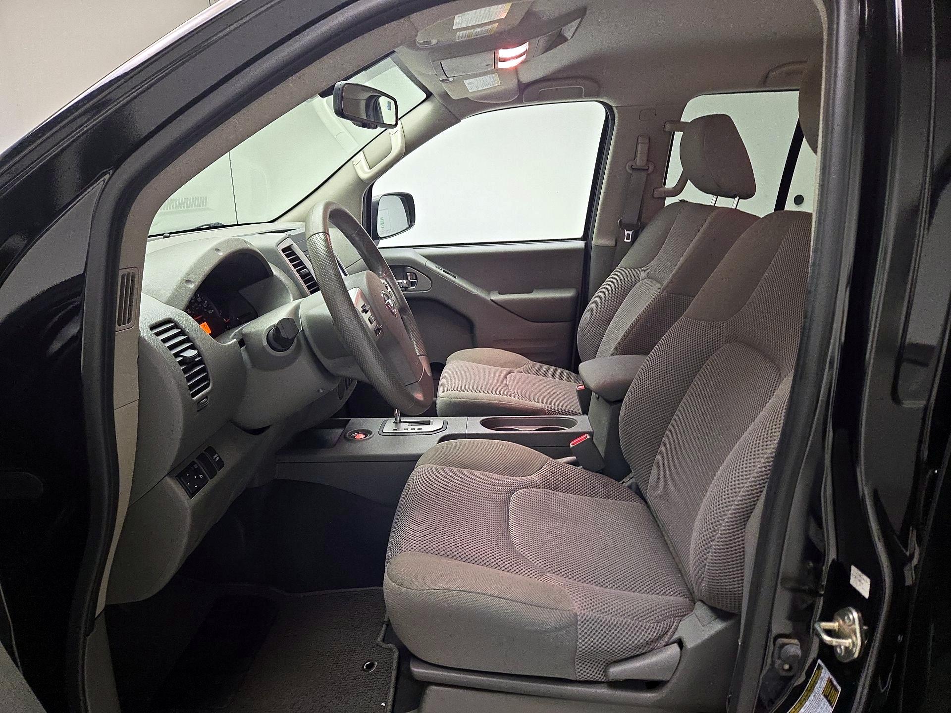 Thumbnail: 2020 Nissan Frontier - 9