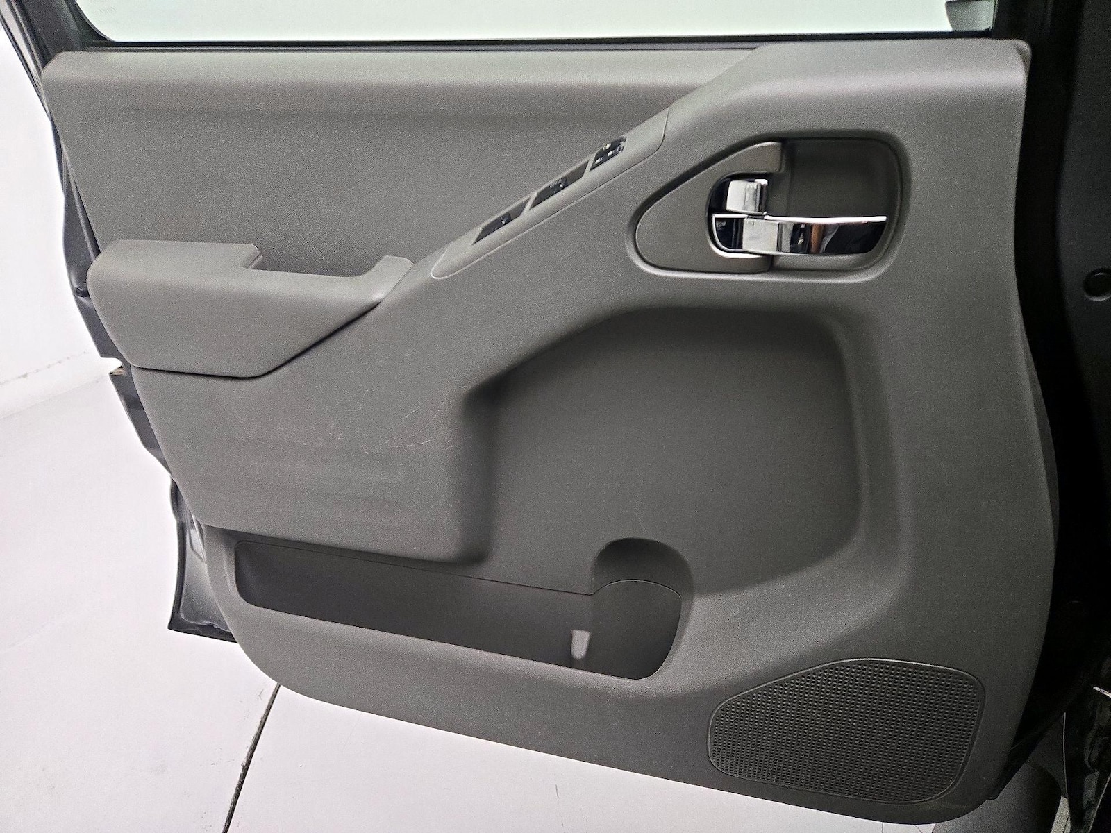 2020 Nissan Frontier SV - Photo 11