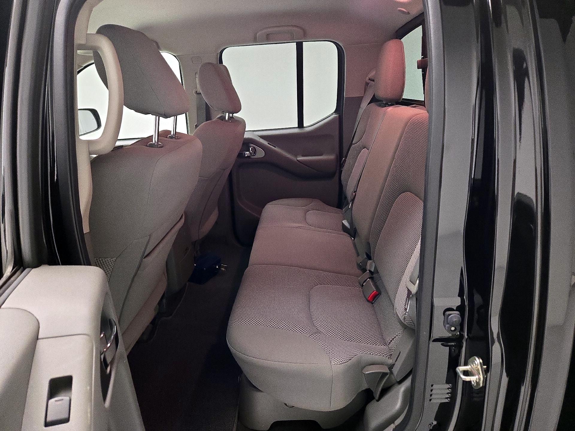 Thumbnail: 2020 Nissan Frontier - 17