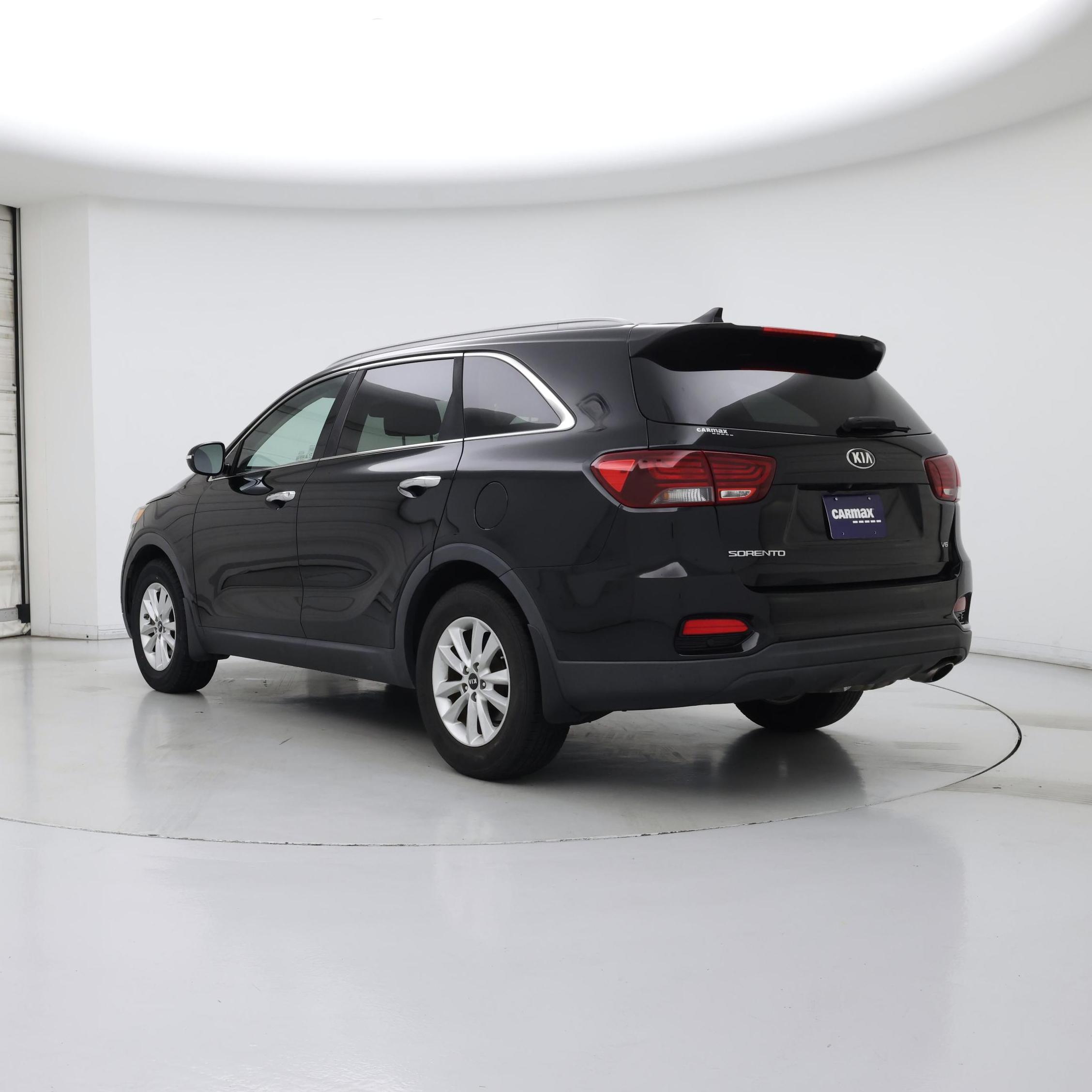 Thumbnail: 2019 Kia Sorento - 2
