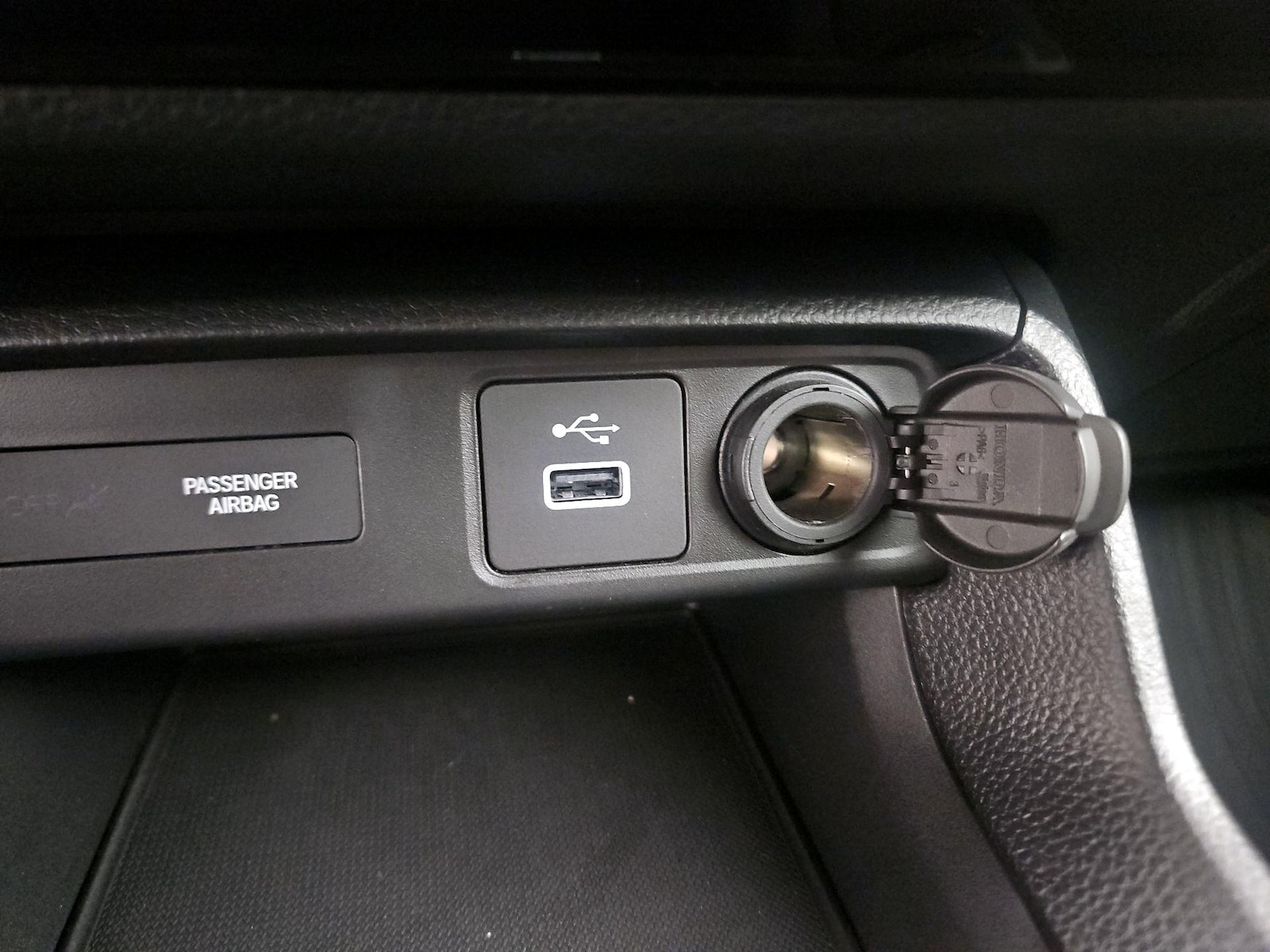 2023 Honda Civic Hatchback Sport - Photo 17
