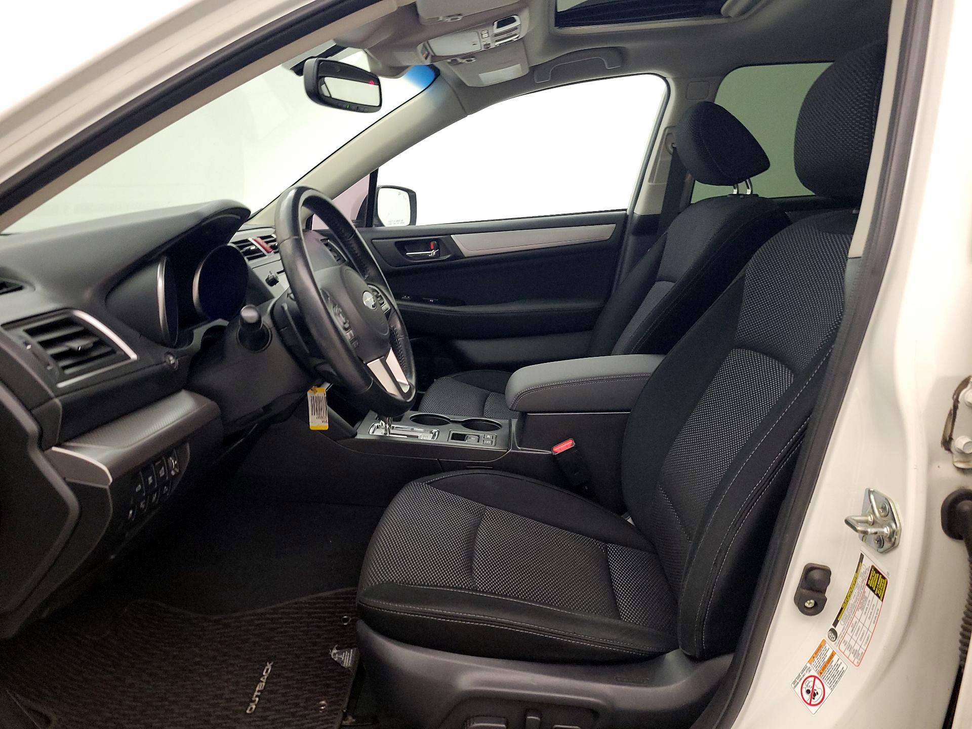 Thumbnail: 2016 Subaru Outback - 11