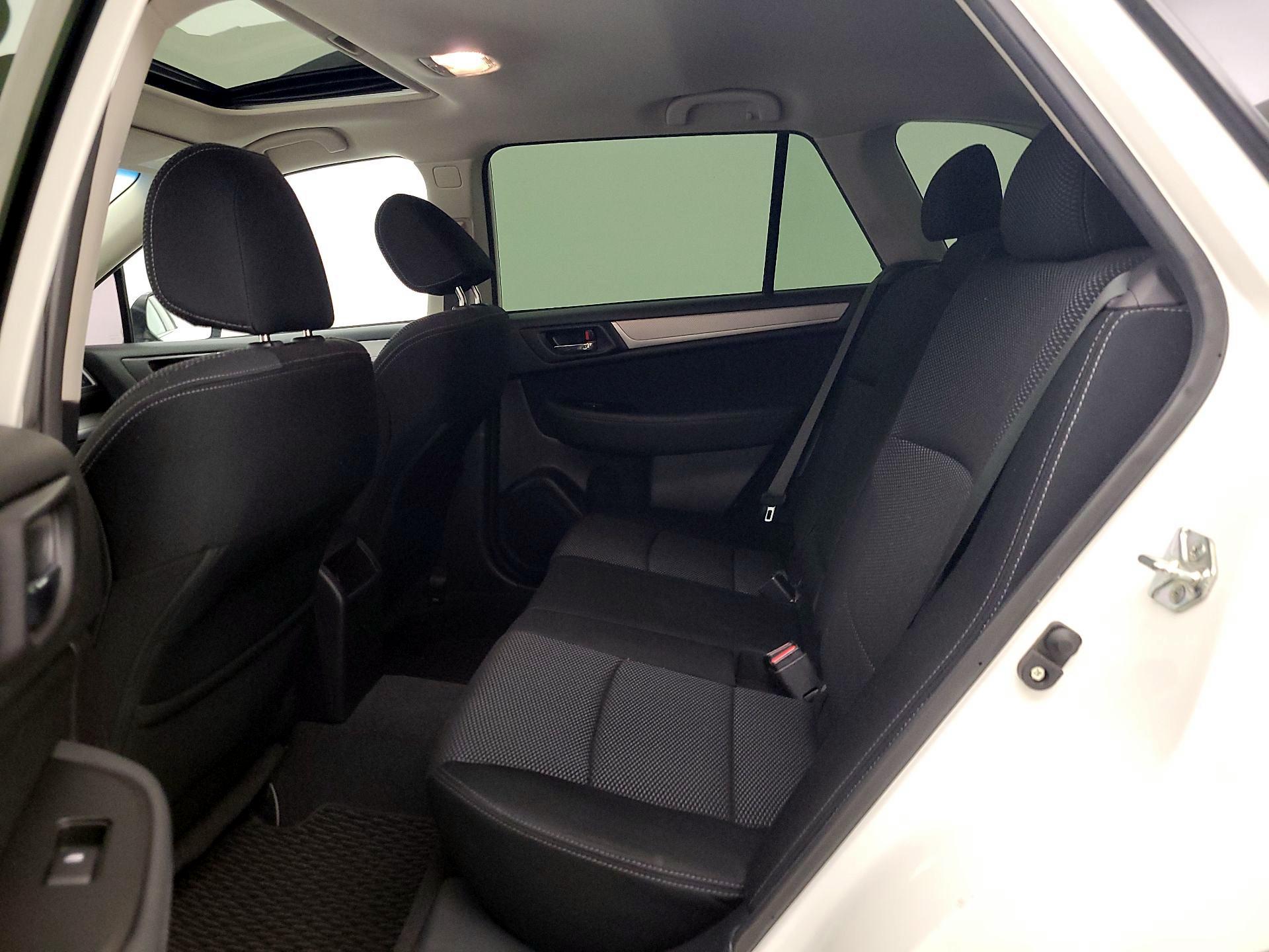 Thumbnail: 2016 Subaru Outback - 19