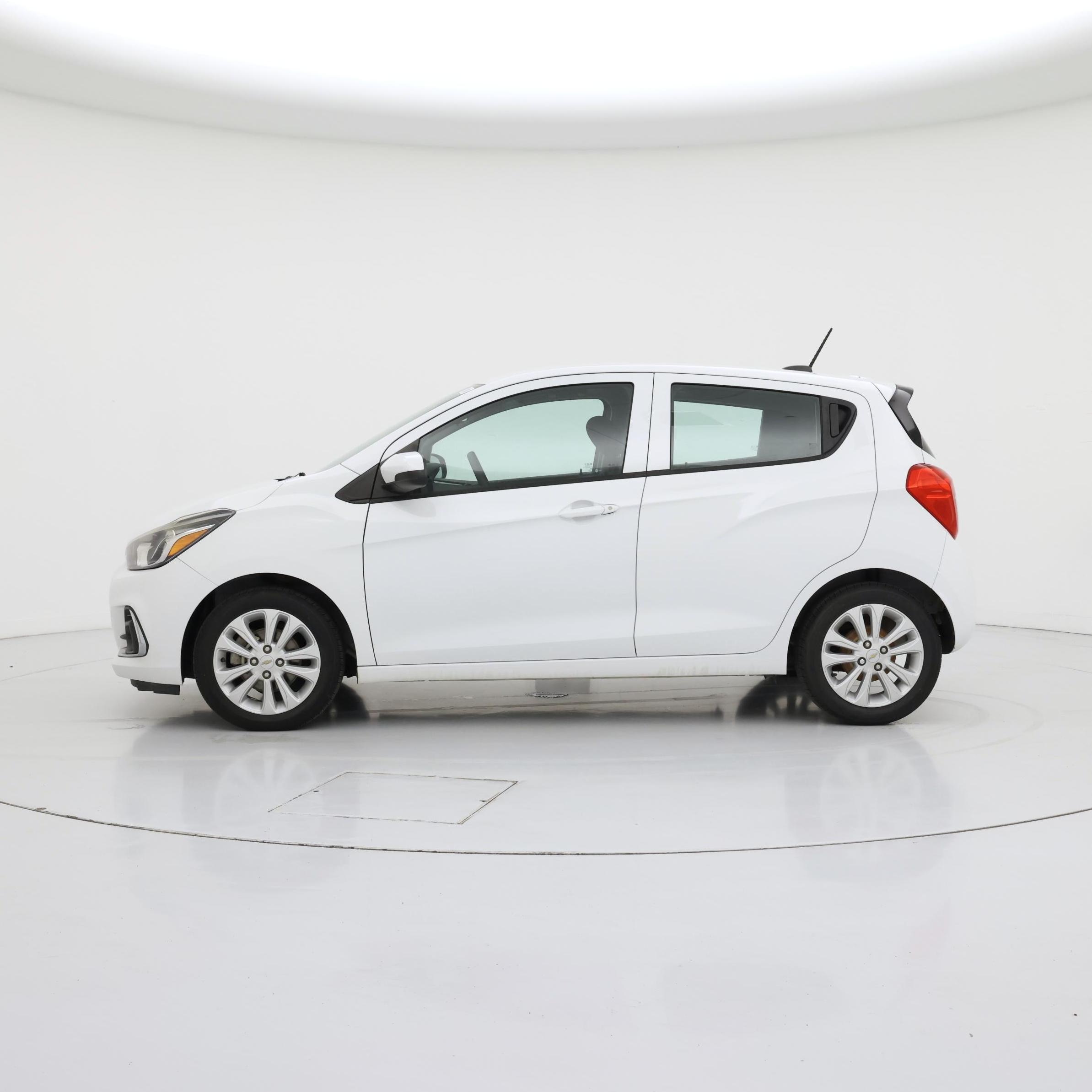Thumbnail: 2017 Chevrolet Spark - 3