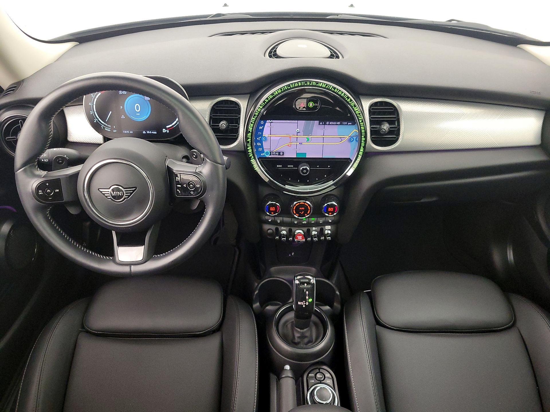 Thumbnail: 2022 MINI Cooper Hardtop - 9