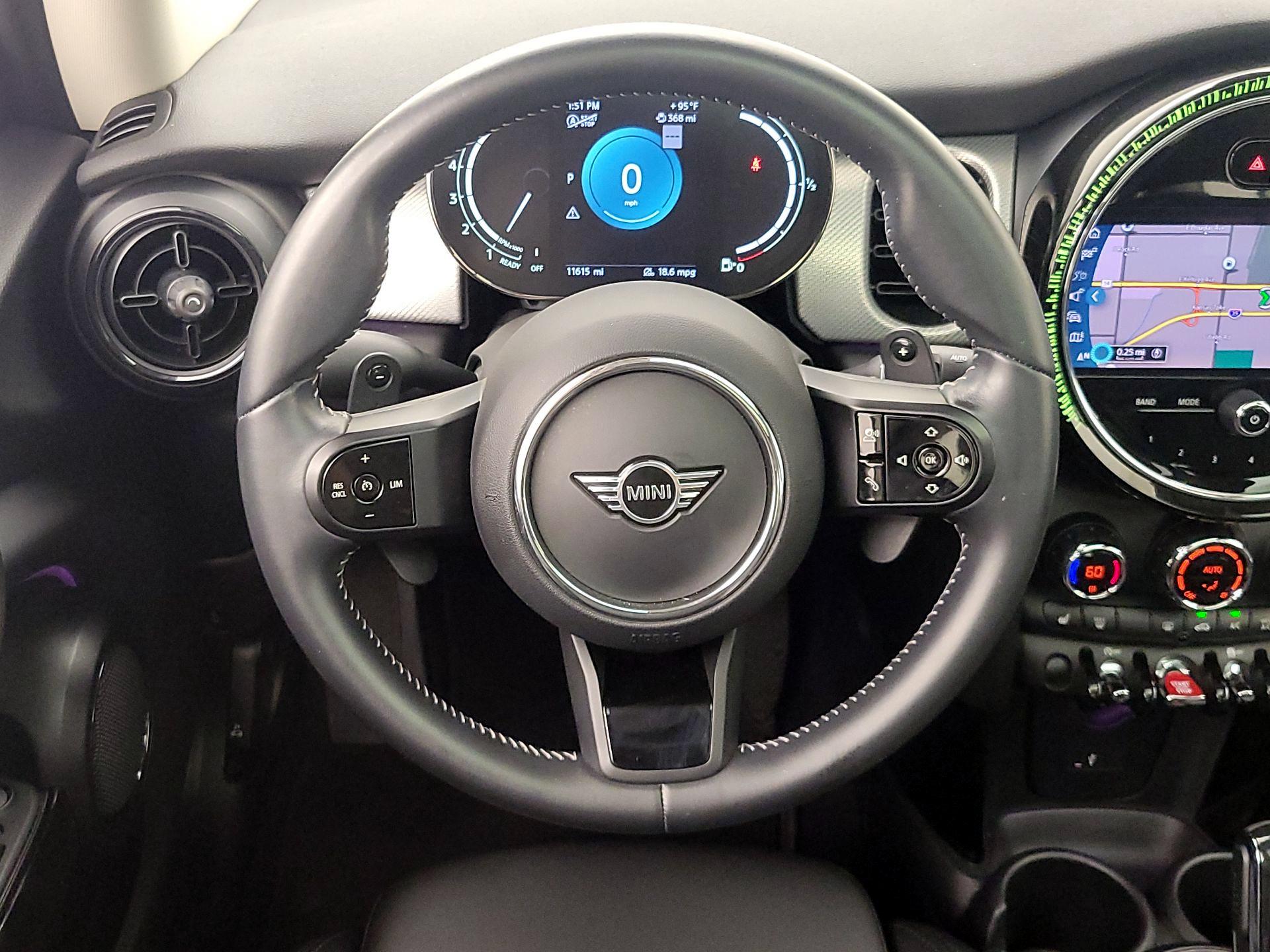 Thumbnail: 2022 MINI Cooper Hardtop - 10