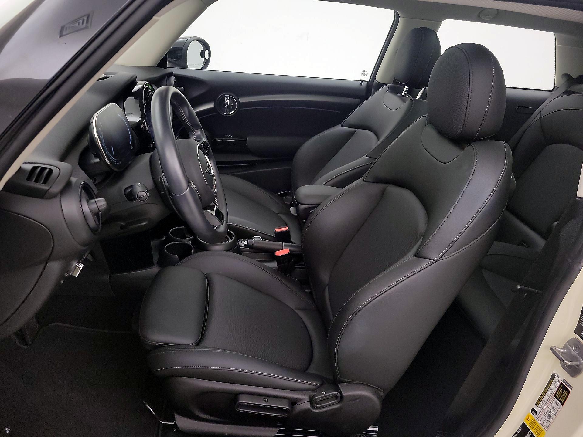 Thumbnail: 2022 MINI Cooper Hardtop - 11