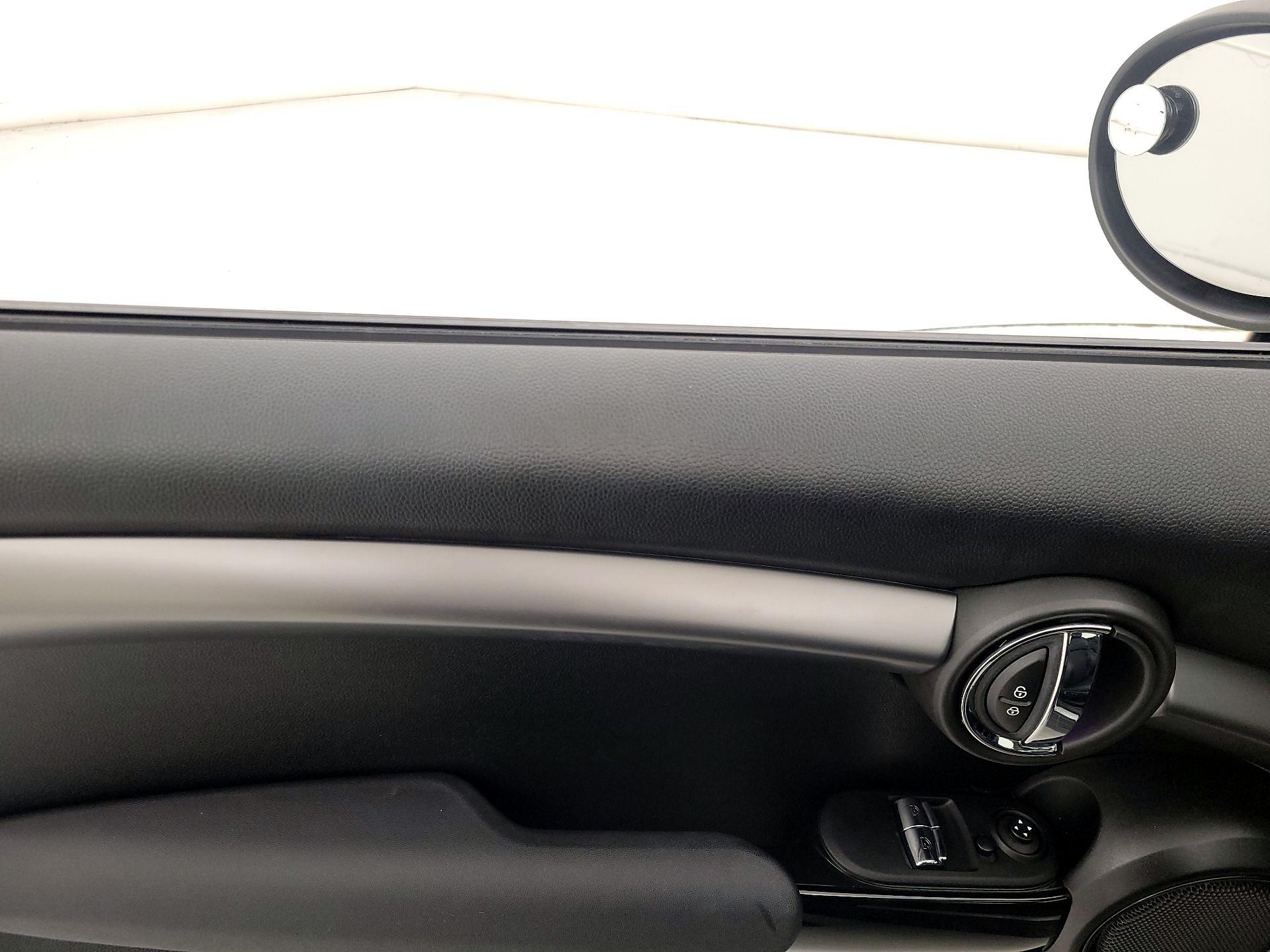 Thumbnail: 2022 MINI Cooper Hardtop - 12