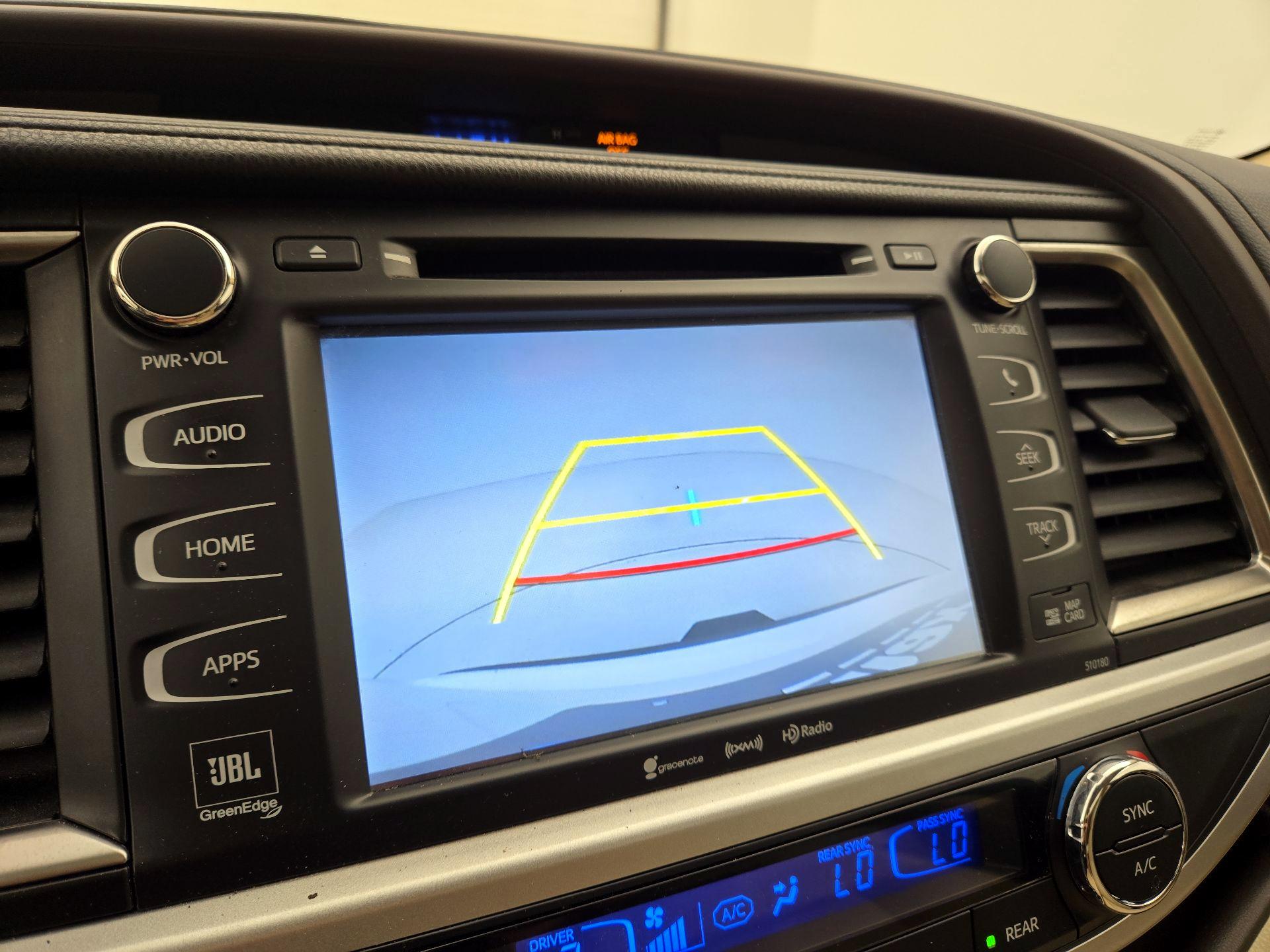 Thumbnail: 2017 Toyota Highlander - 15