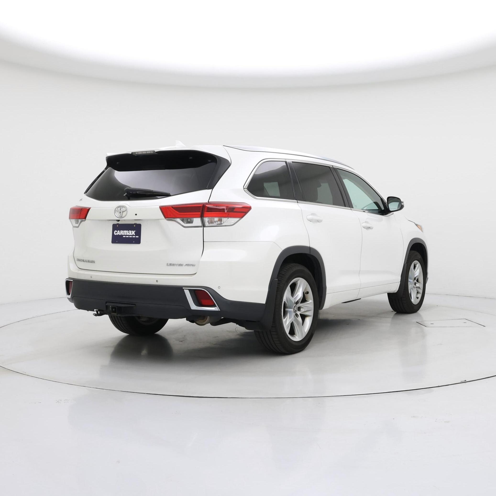 Thumbnail: 2017 Toyota Highlander - 8
