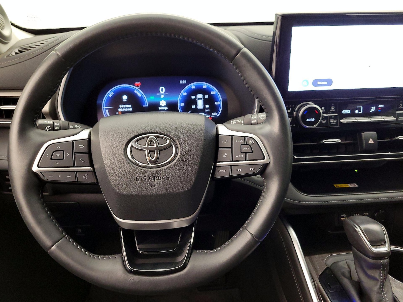 2024 Toyota Highlander Limited - Photo 11