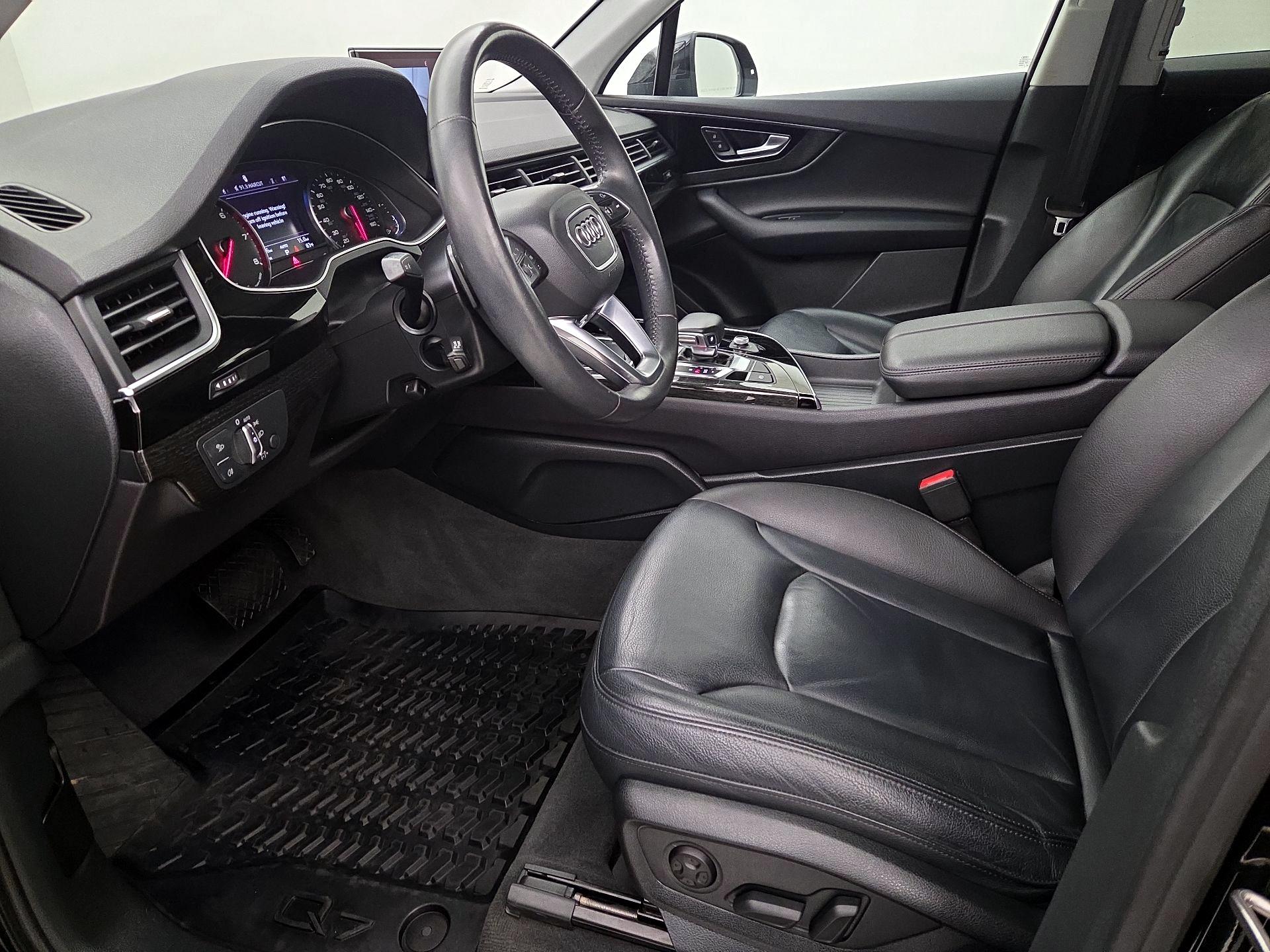 Thumbnail: 2019 Audi Q7 - 11